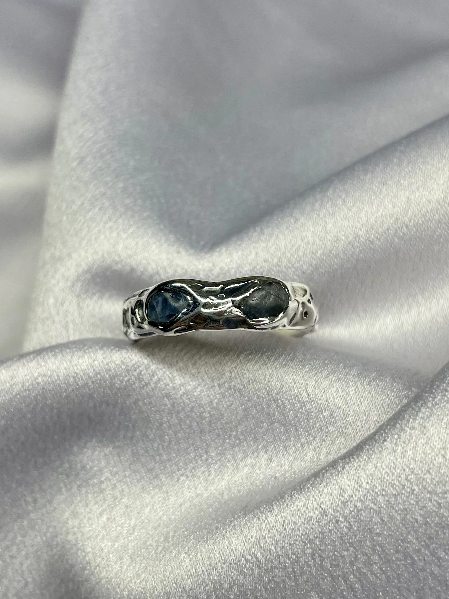raw tasmanian sapphire & solid sterling silver