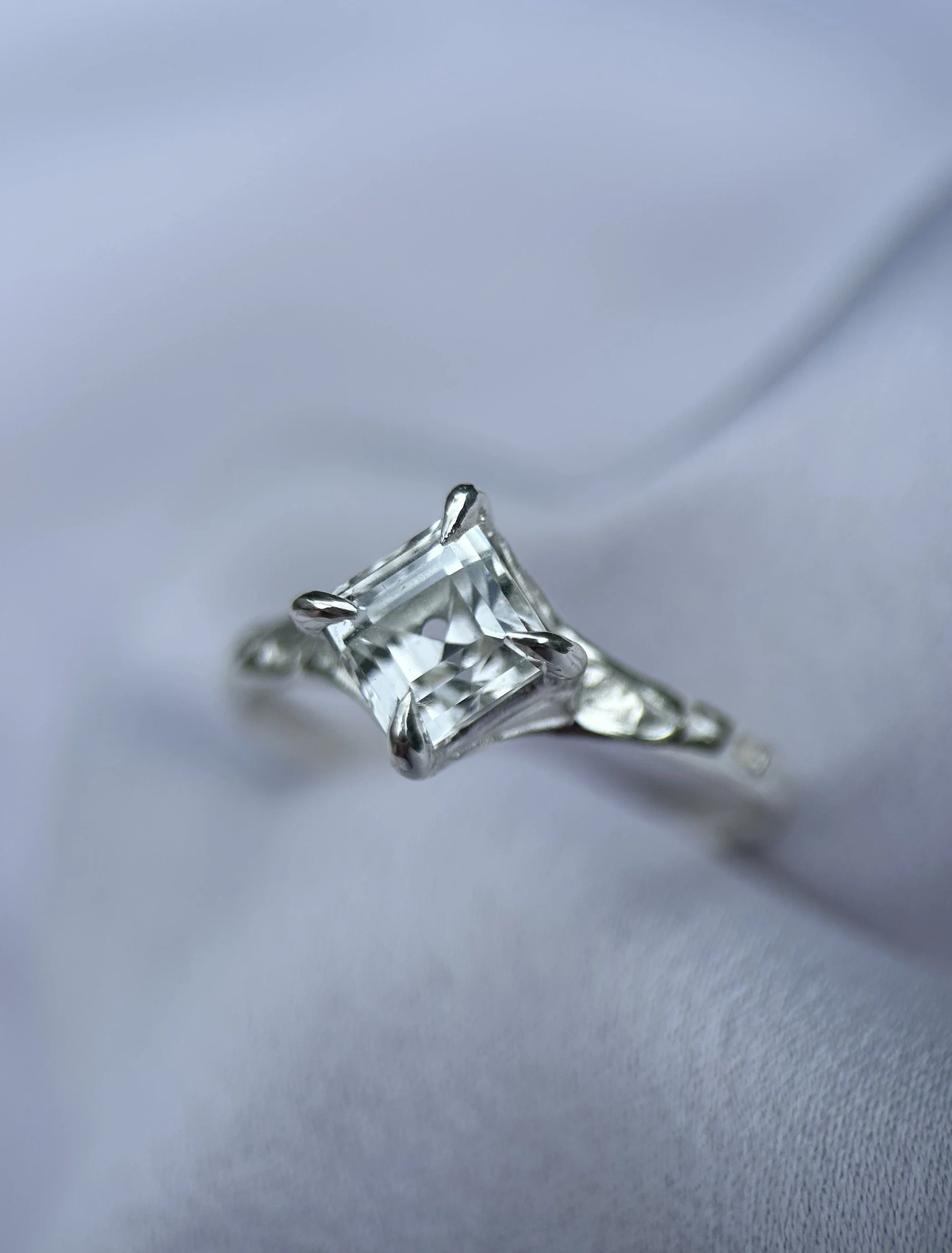 tasmanian killiecrankie diamond & solid sterling silver