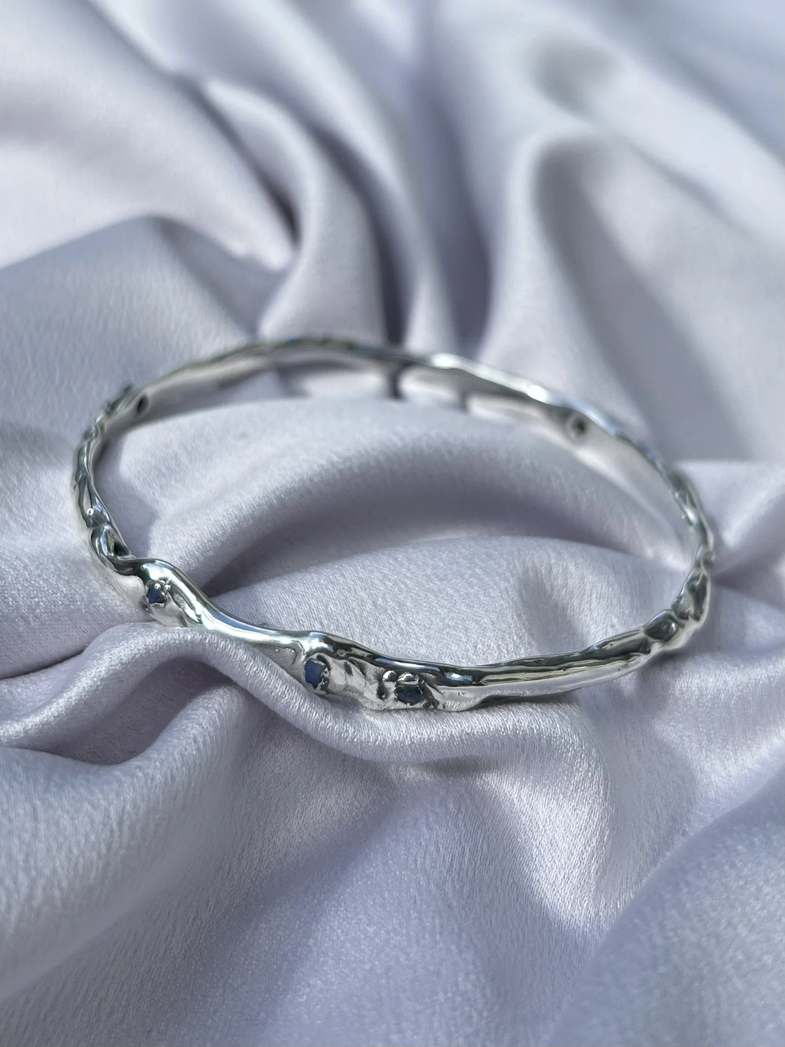 raw tasmanian sapphire & solid sterling silver