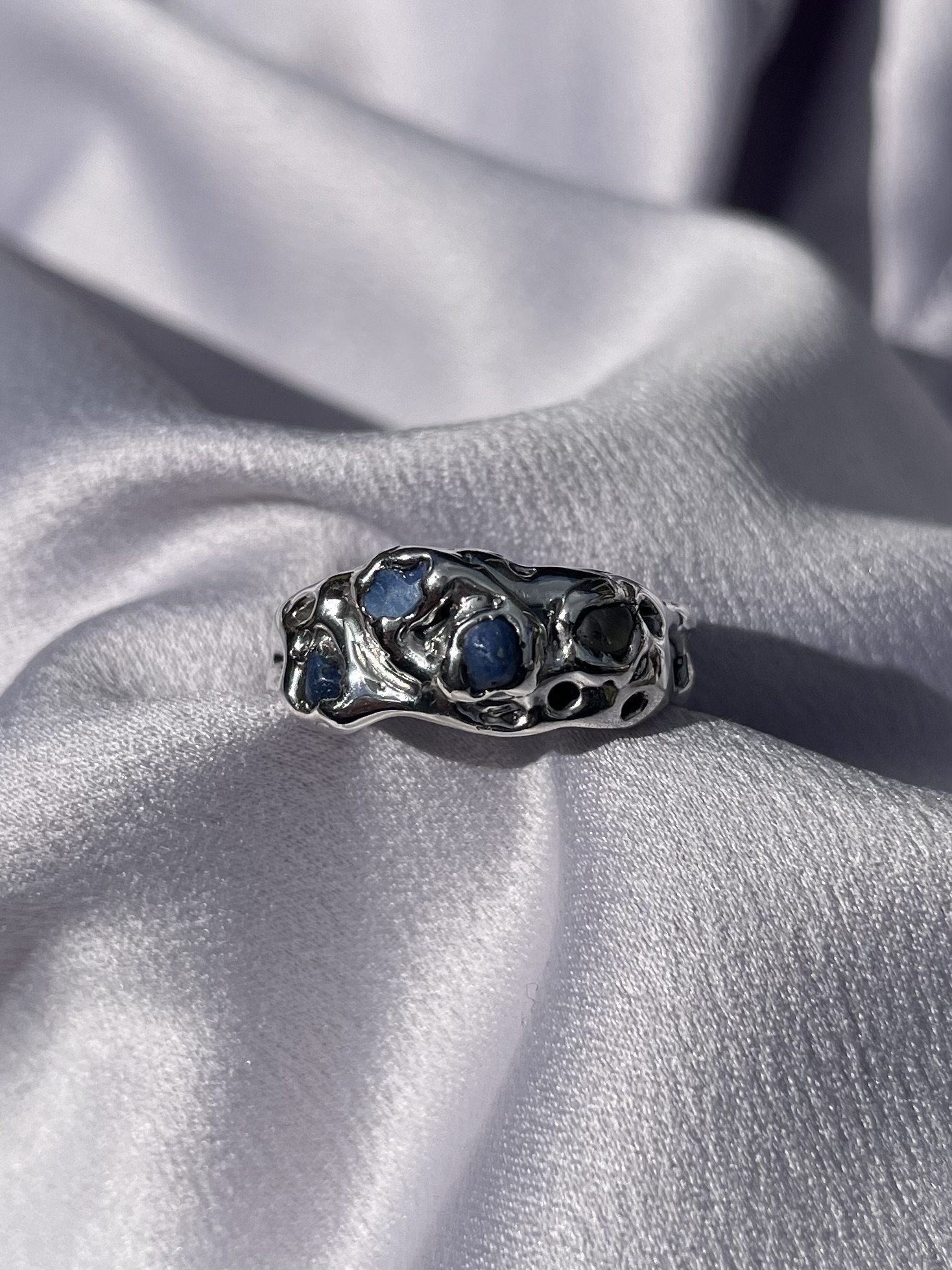 raw tasmanian sapphire & solid sterling silver