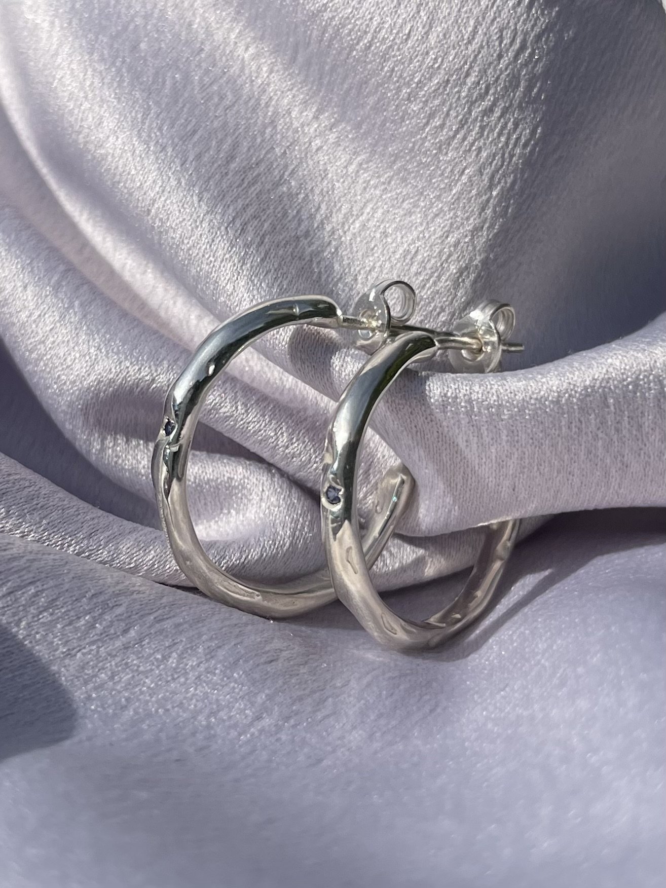 tasmanian sapphire & solid sterling silver