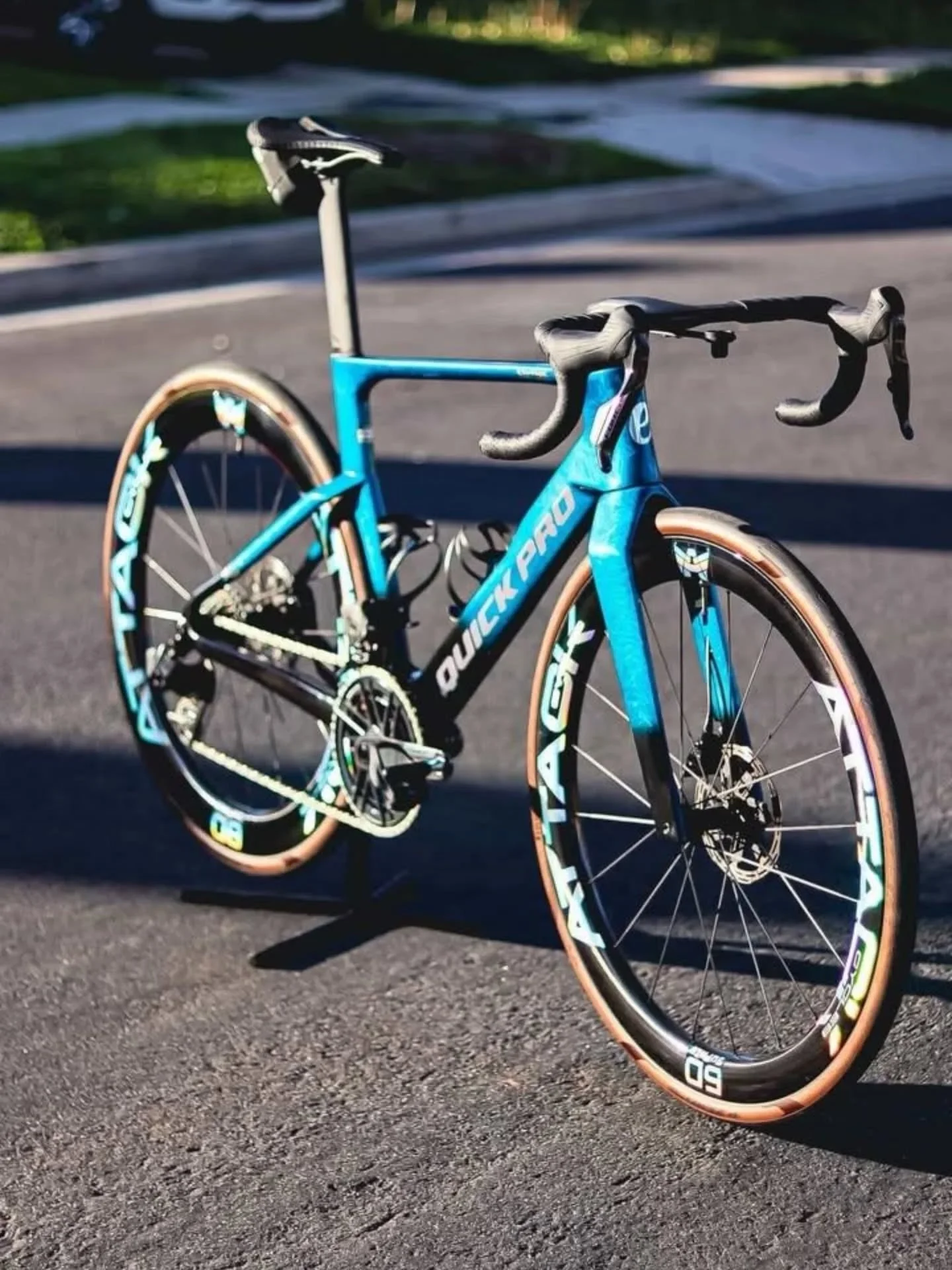 Equip Racing Edition Quick Pro ER One 🚀

Visit the link 🔗 in our bio to customize your own (but you can't get this one 😉). You'll also get a discount!

📸 @devinlfitness

#EquipRacing
#QuickPro
#QuickProEROne
@quickprousa