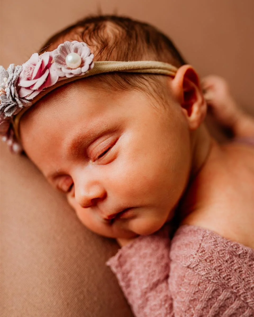 Pure perfection right here 💗

#clevelandnewborn  #clevelandnewbornphotographer #clevelandgram #clevelandnewbornphotographers #clevelandnewbornphotography #clevelandmommy  #clevelandmom #clevelandmoms