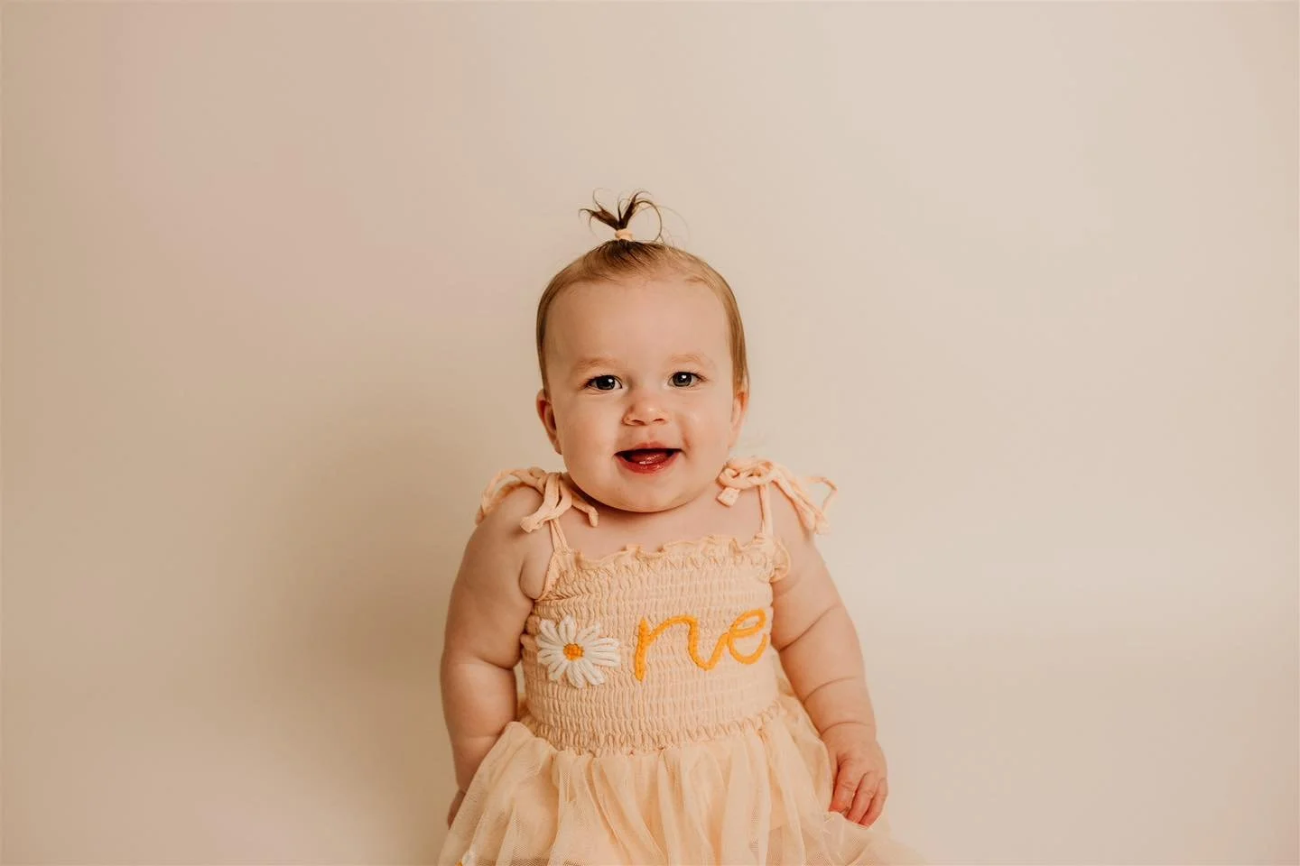 Turning ONE never looked so cute! 🎂💓

#clevelandphotographer #clevelandphotographers #loraincounty #clevelandfamilyphotography #clevelandfamilyphotographer
#cakesmash #cakesmashsession