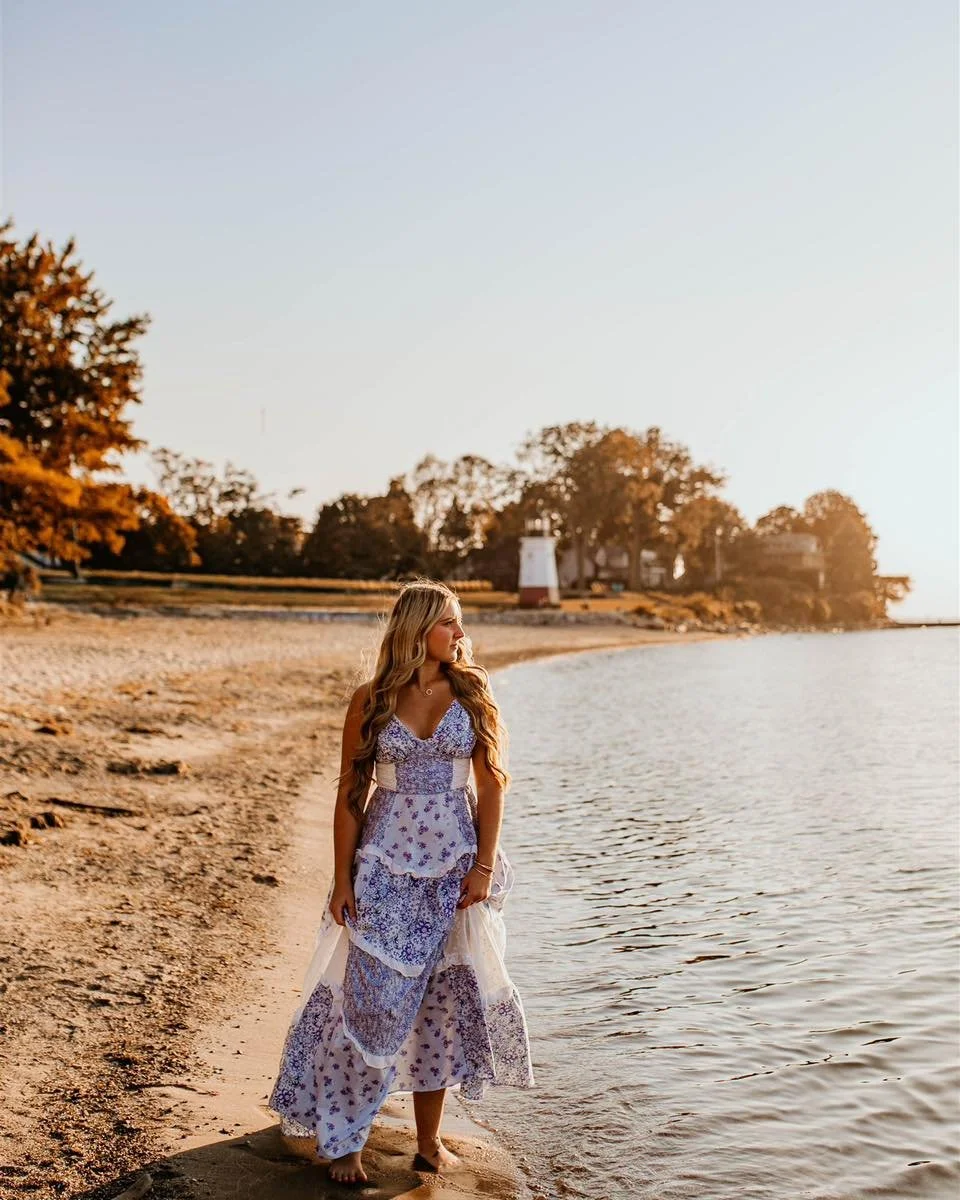 Loved capturing this beautiful soul soaking in the sunshine in the sand ☀️

#clevelandphotographer #clevelandphotographers #loraincounty #clevelandfamilyphotography #clevelandfamilyphotographer