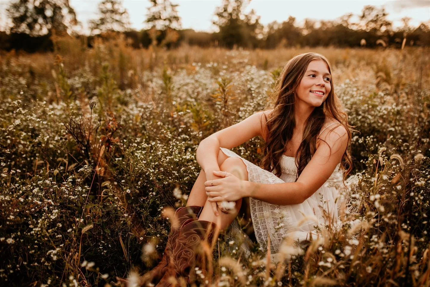 Just a girl outblooming a whole field of wildflowers 🌸🪻

#clevelandphotographer #clevelandphotographers #loraincounty #clevelandfamilyphotography #clevelandfamilyphotographer