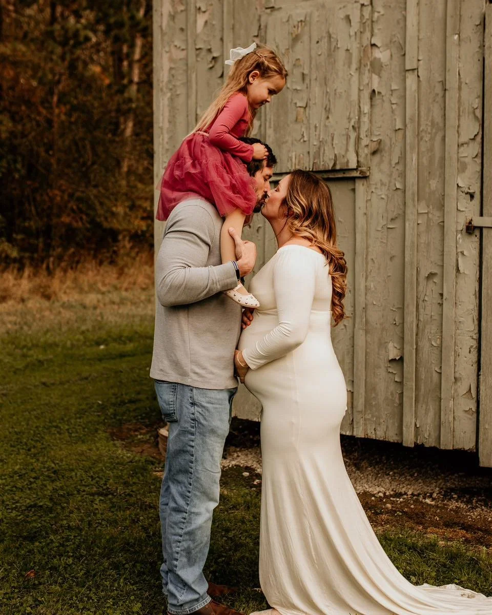 Still not over this sweet fall maternity session. 🍂🤍

#clevelandmaternityphotographer #clevelandfamilyphotography #ohionewbornphotography #clevelandfamilyphotographer