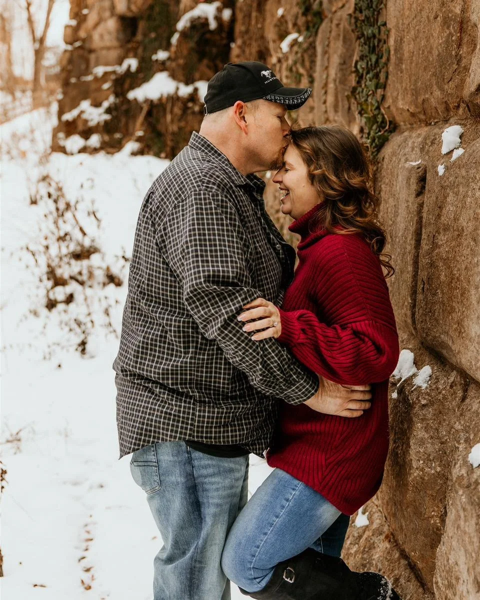 Winter engagement session ❄️ these two made the best of one of the coldest days of the year 🥶

#clevelandwedding #clevelandweddingphotographer #ohiobride #ohioweddingphotographer #loraincounty #clevelandbride #ohiowedding #clebride #BrideToBe #akron