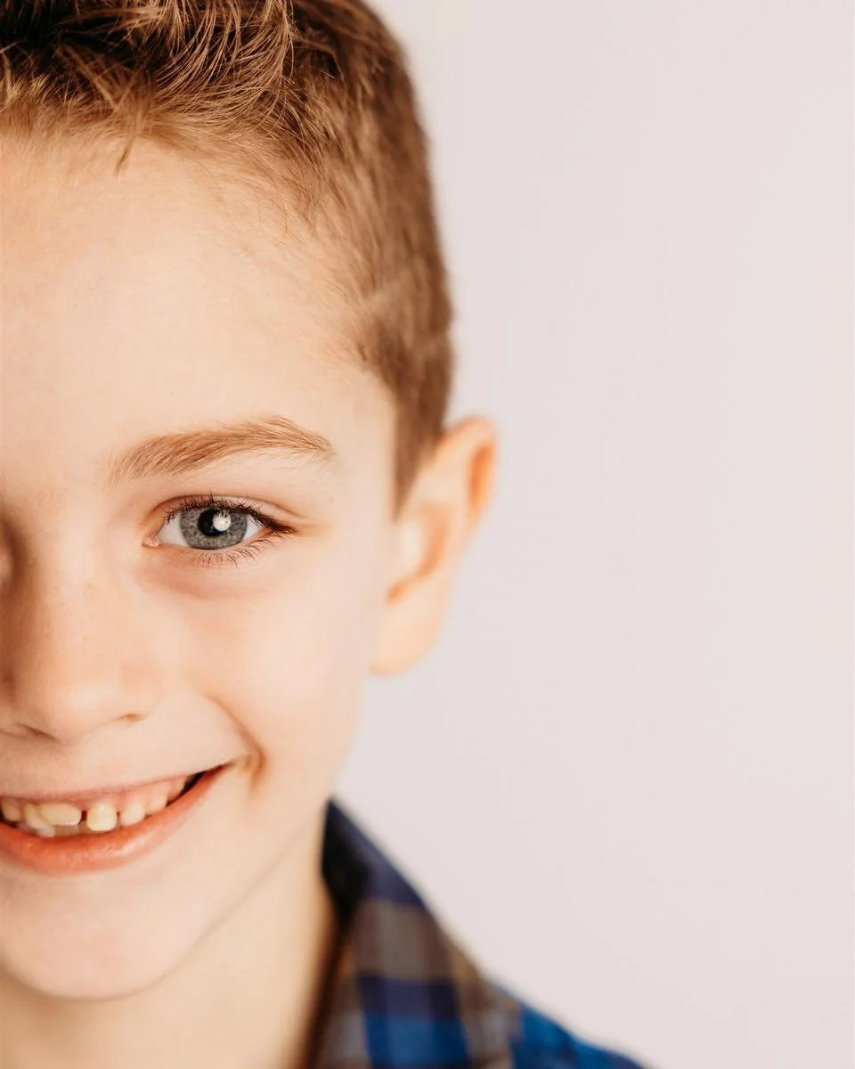 Can you guess which pictures mom threw fruit snacks to them to catch with their mouth? 

Us boy moms have to stick together! Gotta do what ya gotta do 😅💙

Such a fun little personality session for these cuties!