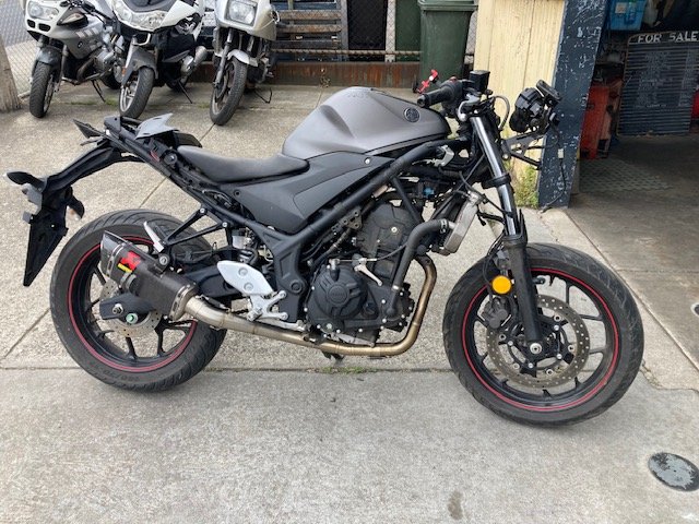 2016 Yamaha R3