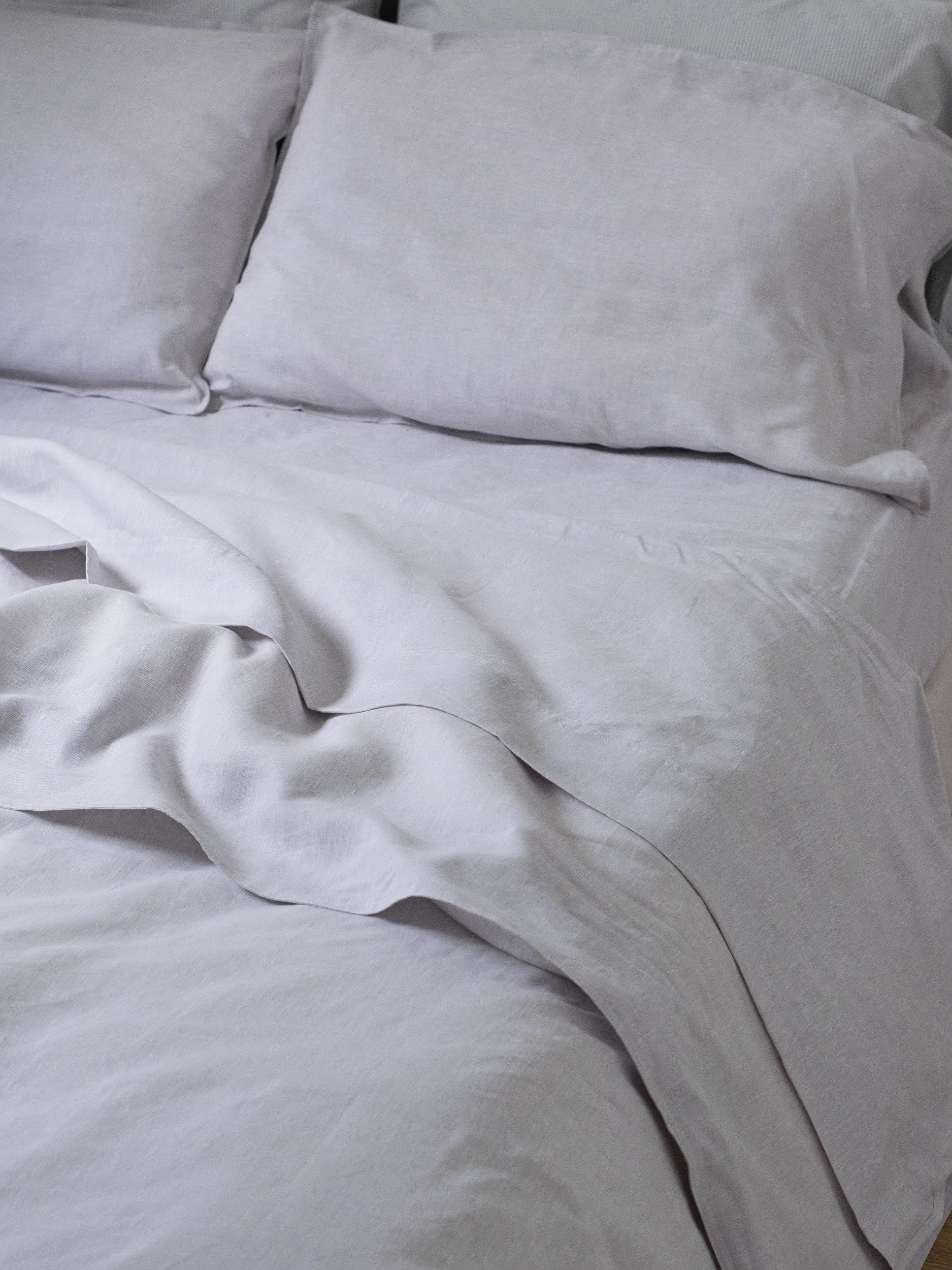 lightgrey.linen-6.jpg