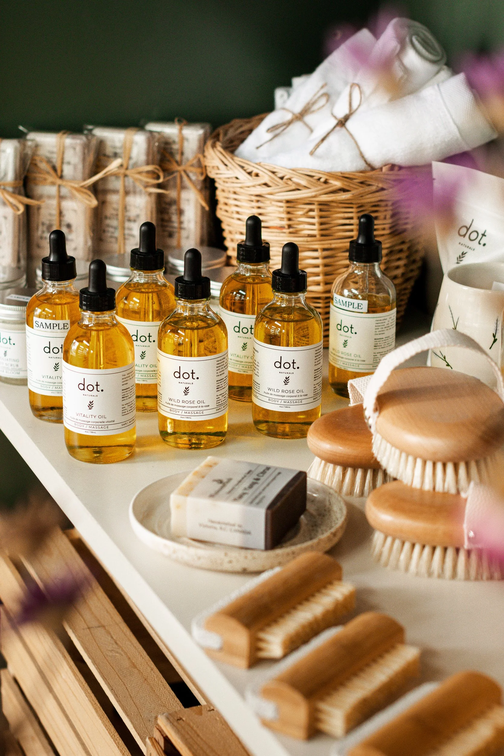 dot.naturals.storefront-16.jpg