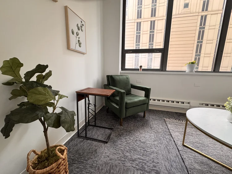 Inside an Ashé Counseling & Coaching office