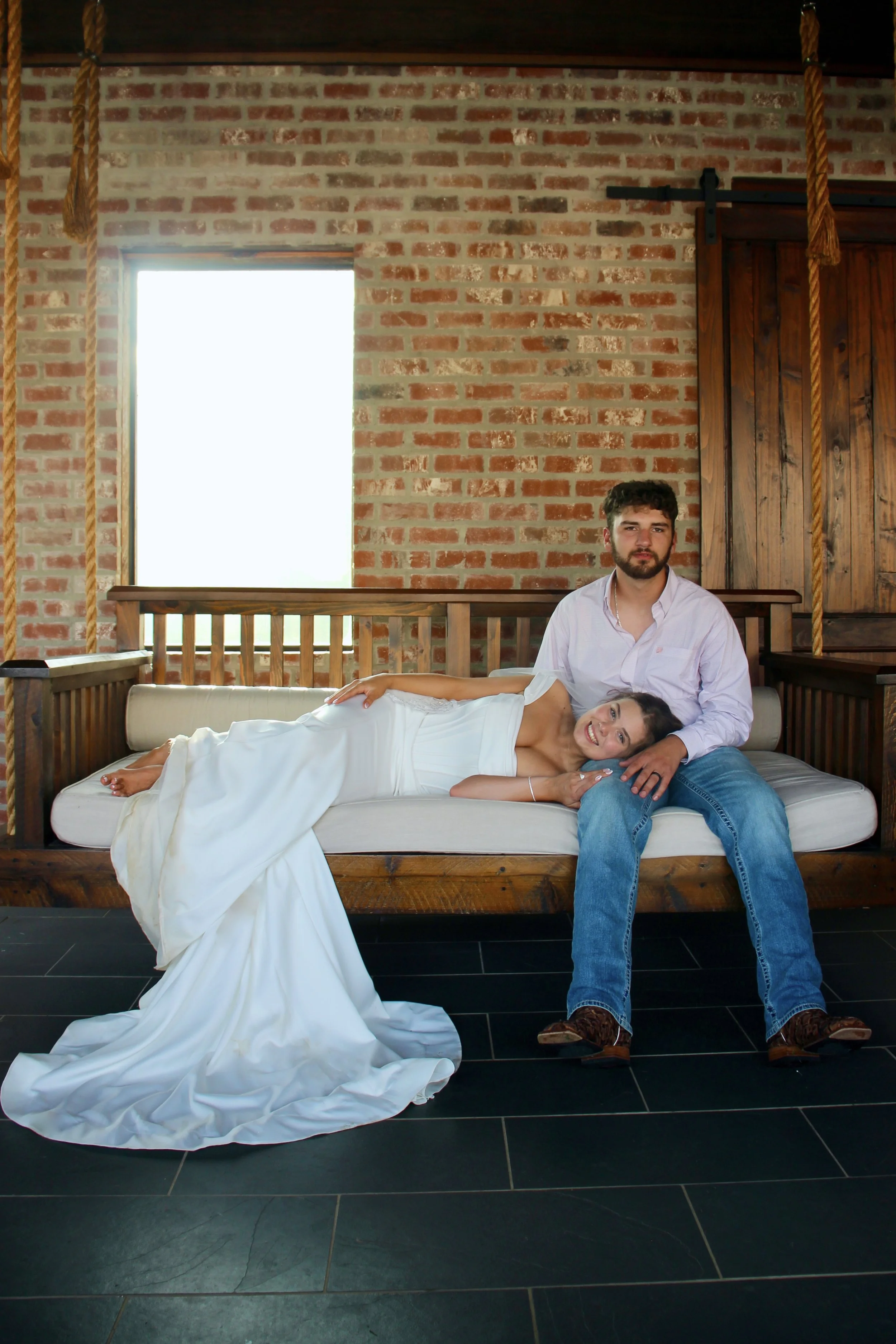 A moment for the couple!