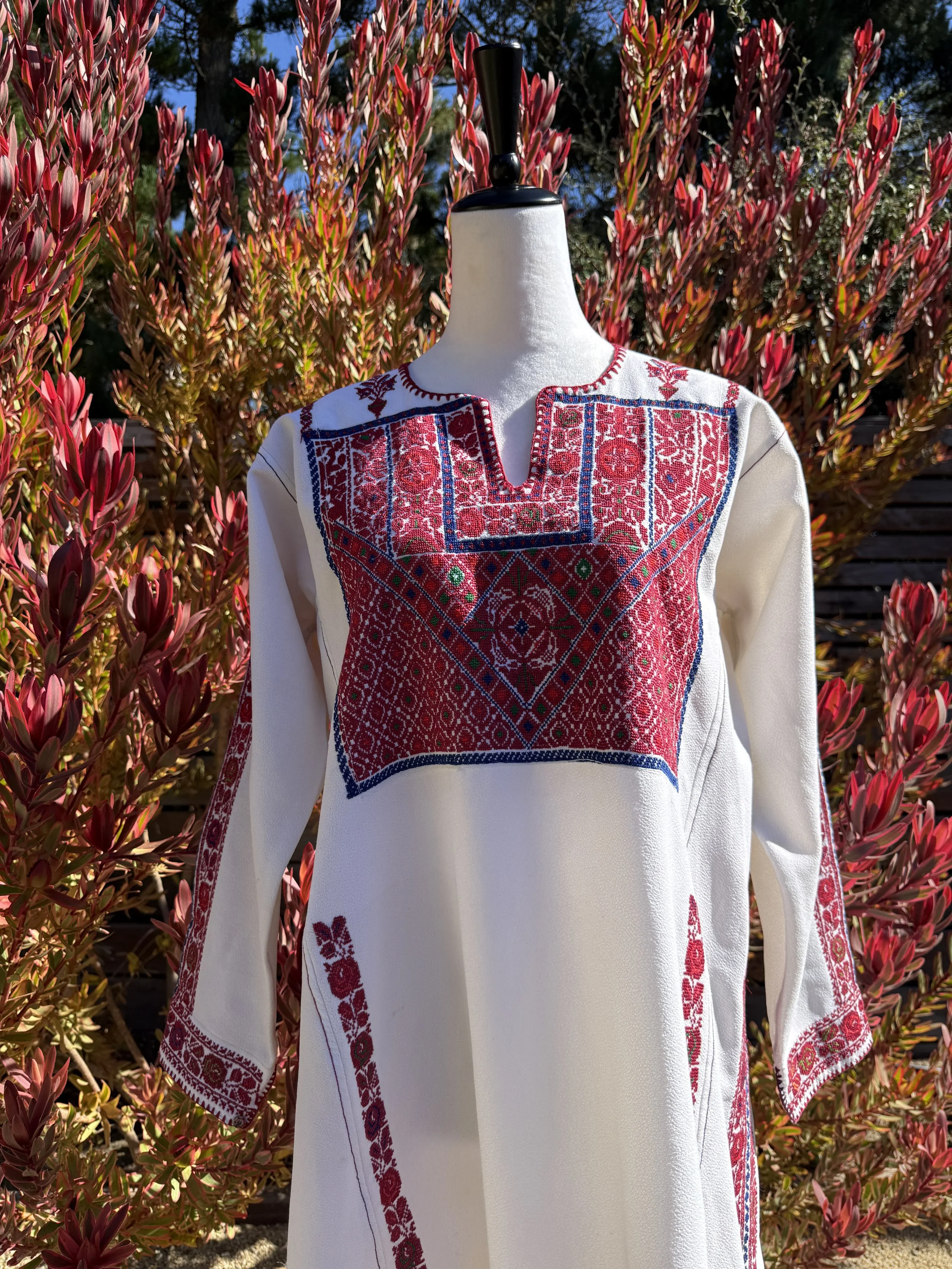 Vintage Yafa Coastal Plains Six-Branch Style Thobe 1960s