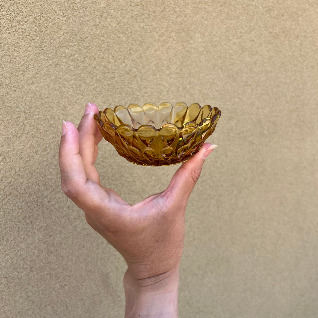 vintage-amber-pressed-glass-crown-crystal-trinket-dish-bowl (6).png