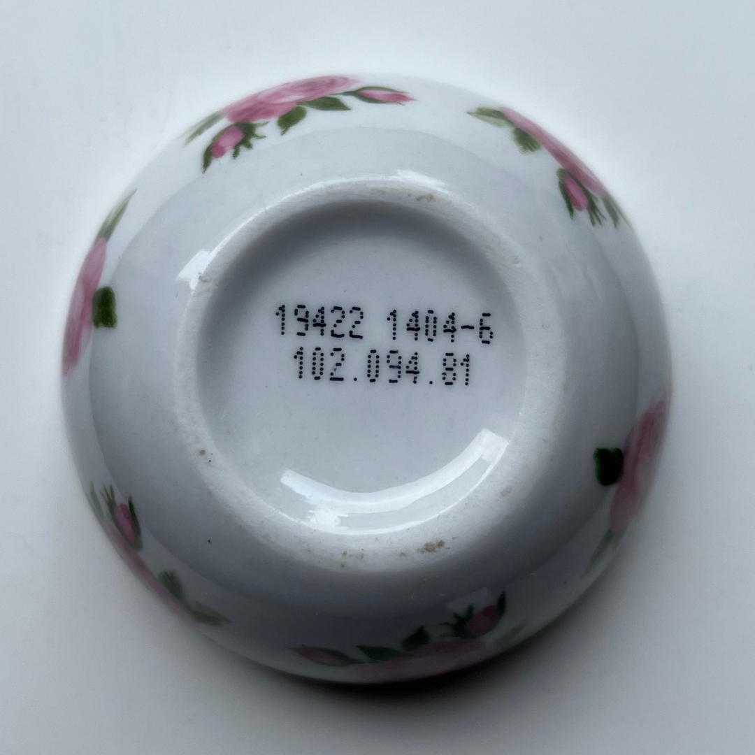 Rose Scented Candle in Reusable Ceramic Trinket Dish (7).png