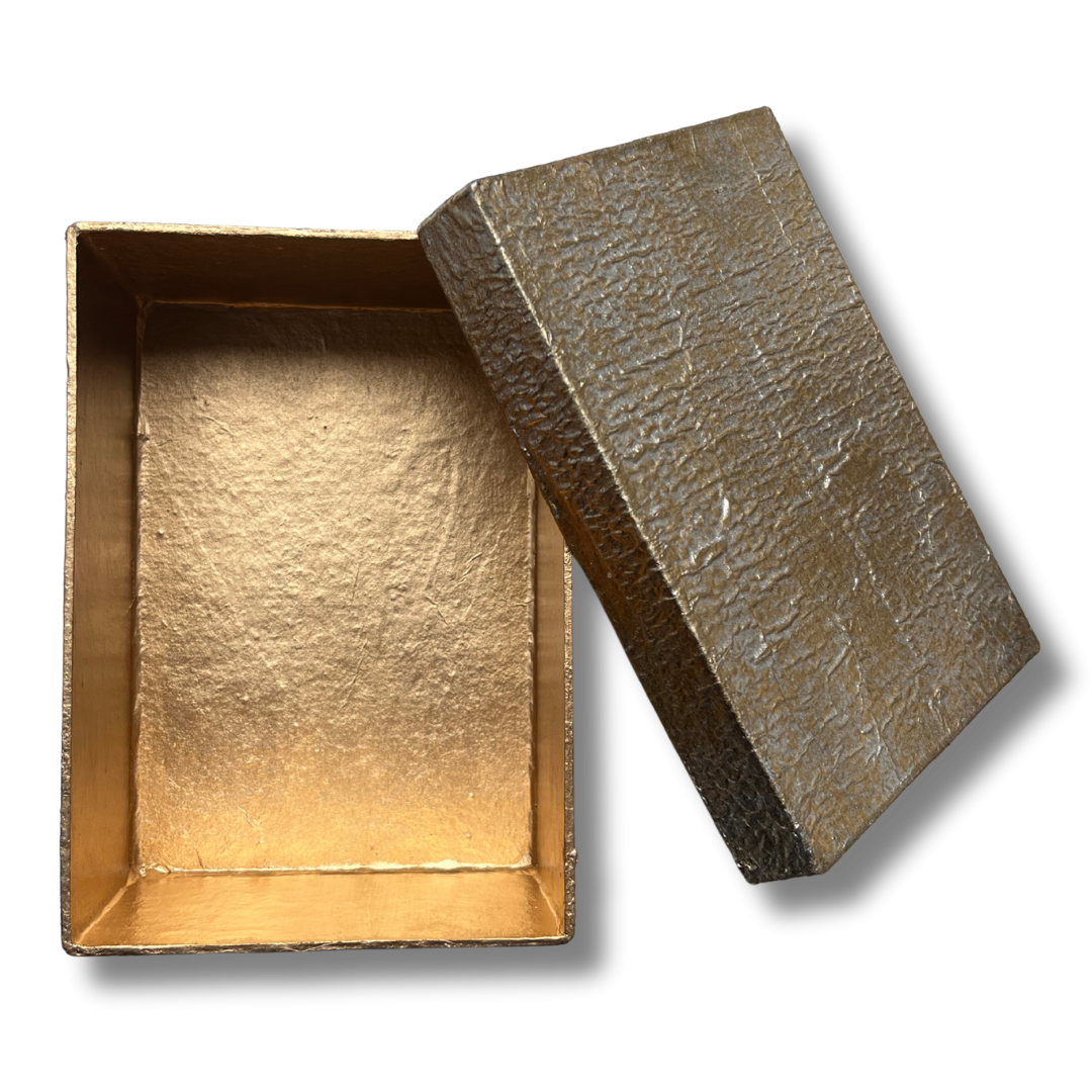Gold Gift Box DIY build your own hamper sustainable gifts (3).png