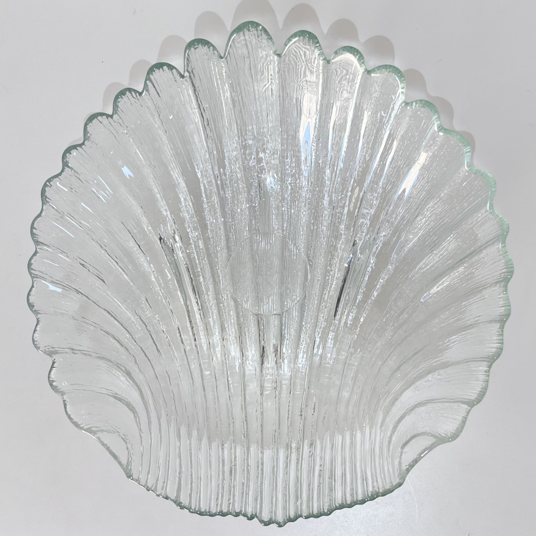 Large Vintage Glass Scallop Clam Shell Footed Seafood Bowl Beach Decor (10).png