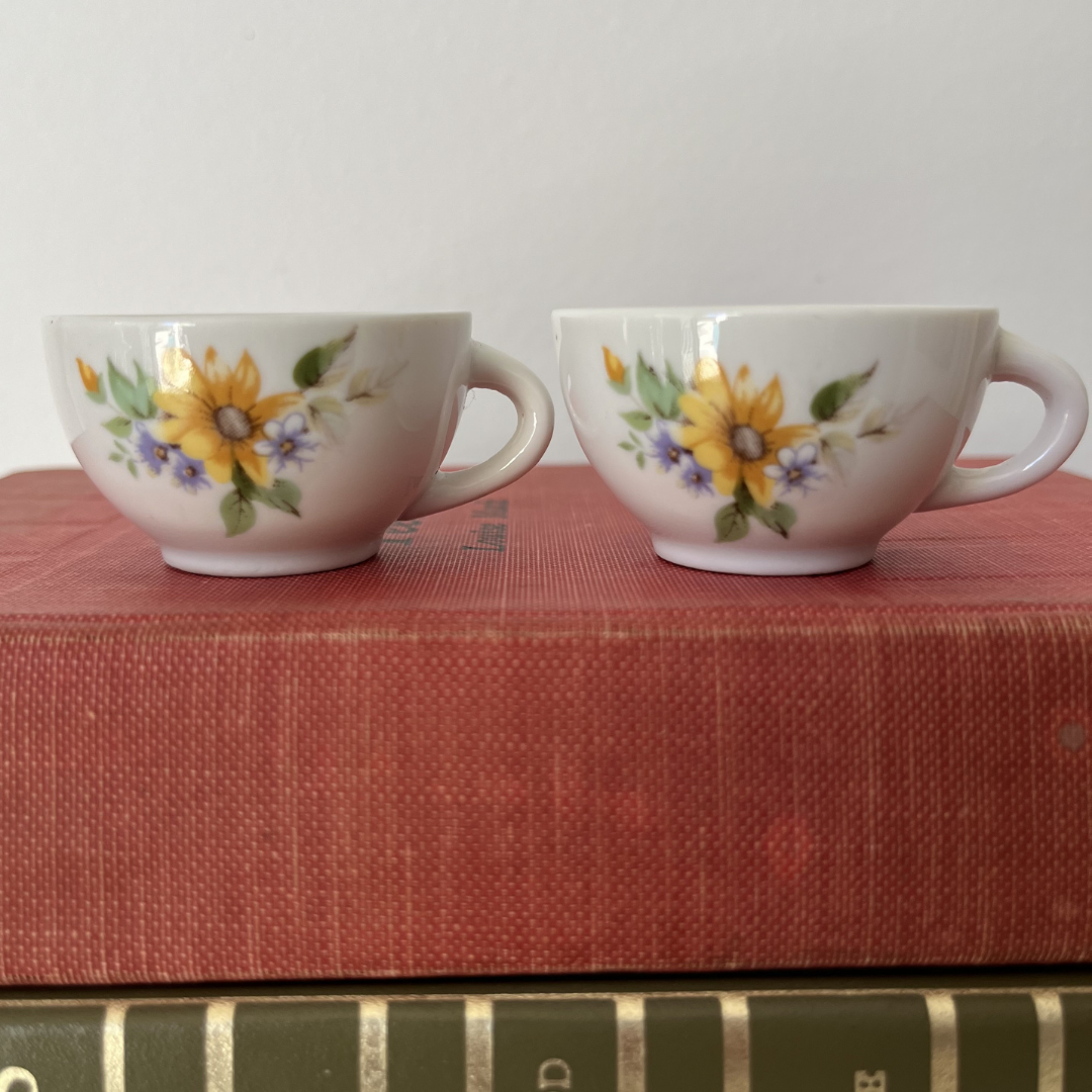 vintage miniature tea cups mini retro floral design (13).png