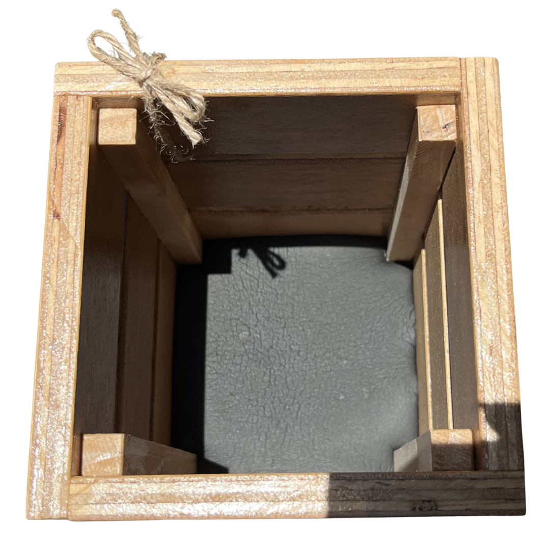 Handmade Wooden Plant Stand Display Crate Plywood Pallet (9).png