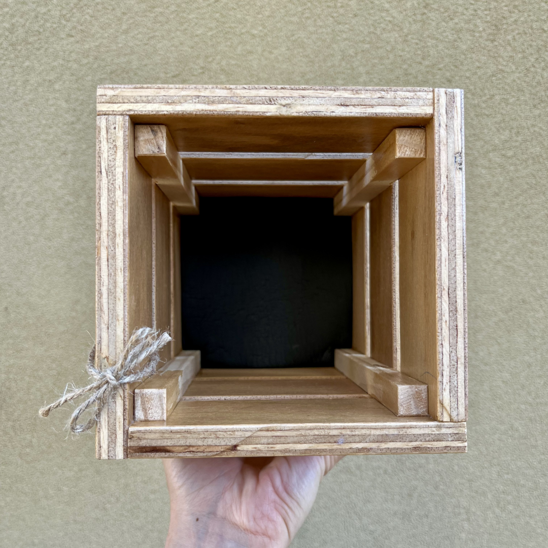 Handmade Wooden Plant Stand Display Crate Plywood Pallet (10).png