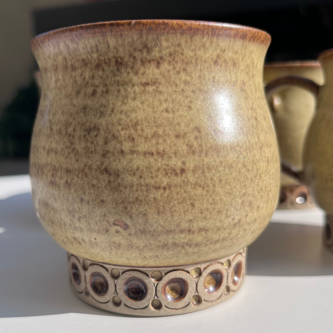 Jersey Pottery Earthenware Coffee Mugs Olive Green Geometric Base (22).png