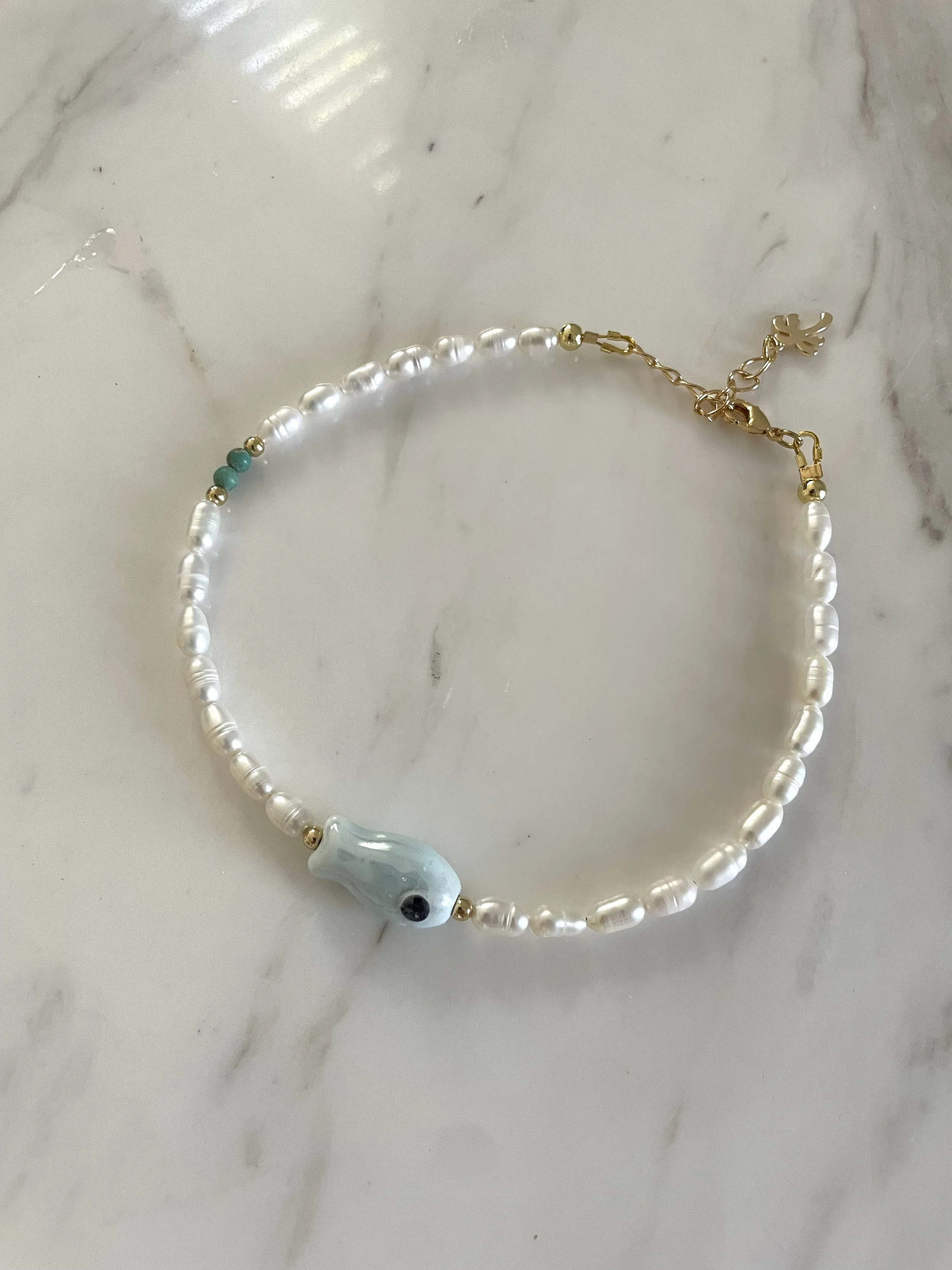 Pearl anklet with fish blue2.jpg