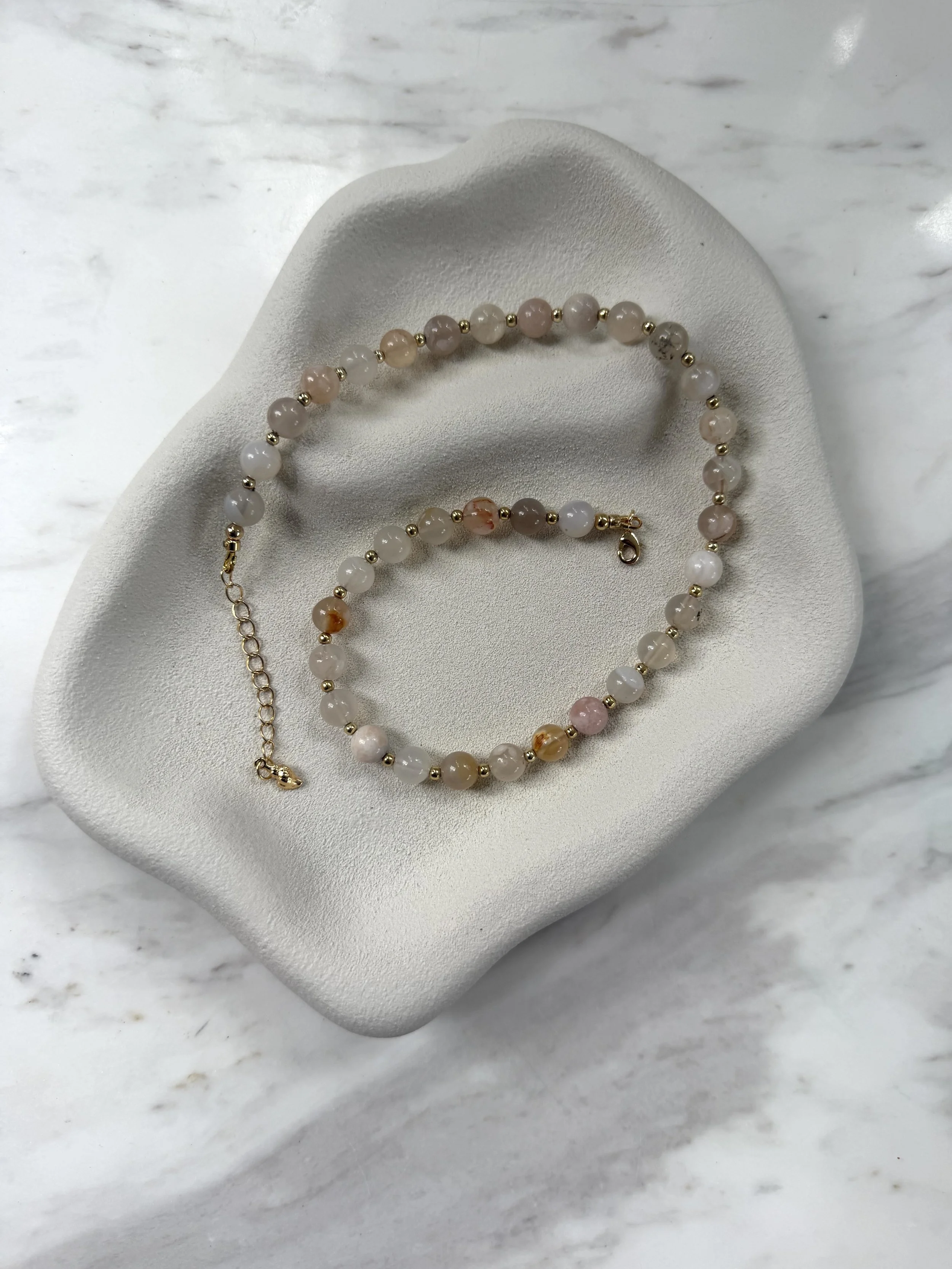 peach ball necklace2.jpg