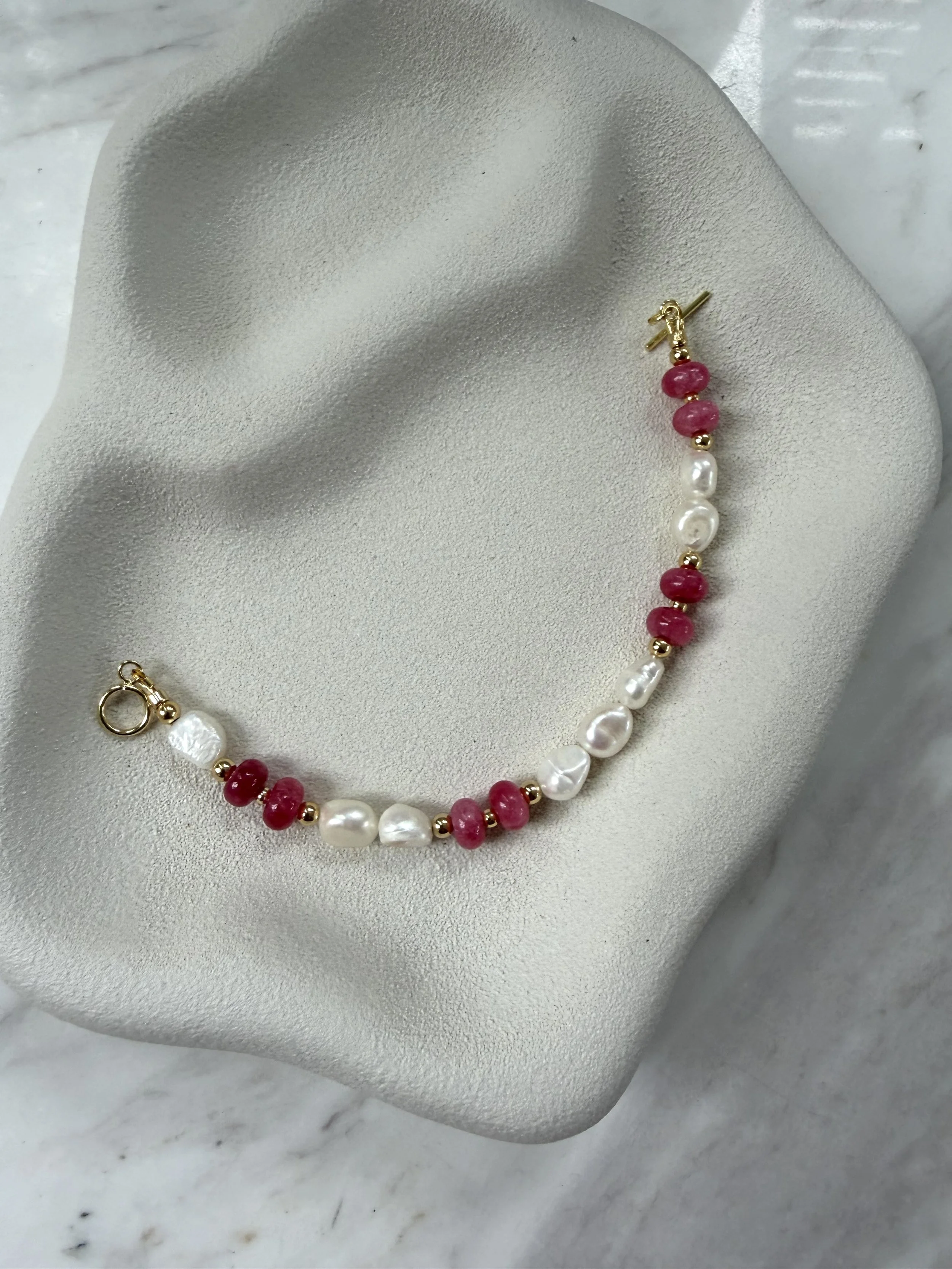 pink jade and pearl bracelet2.jpg