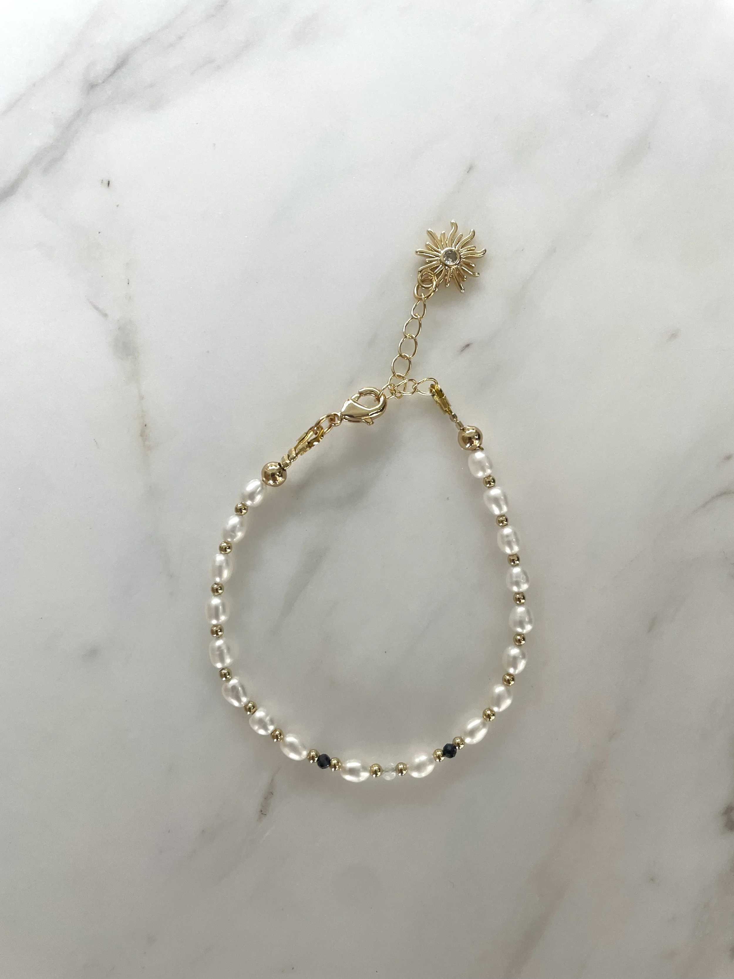 pearl birthstone bracelet2.jpg