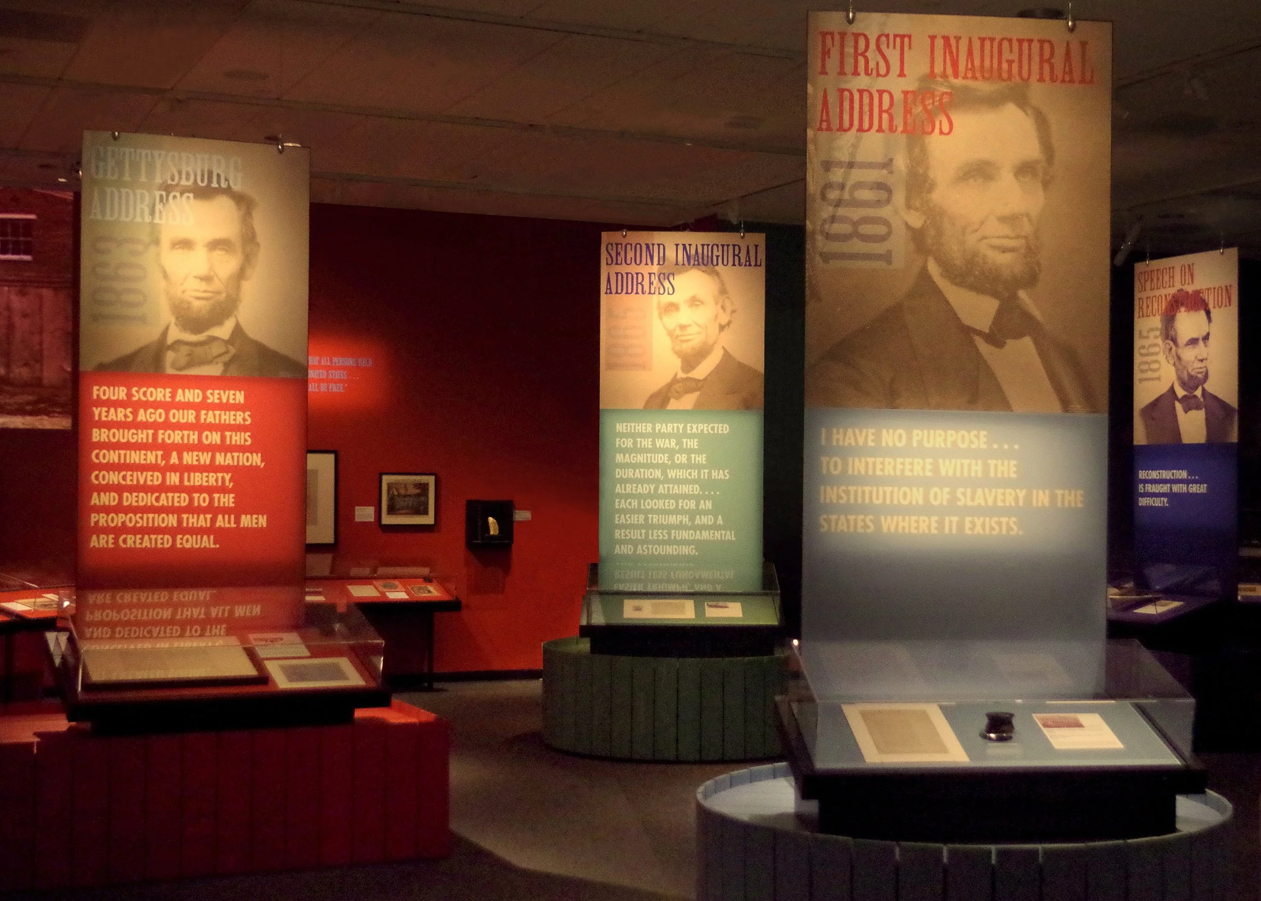 LINCOLNIMAGE 1.jpg