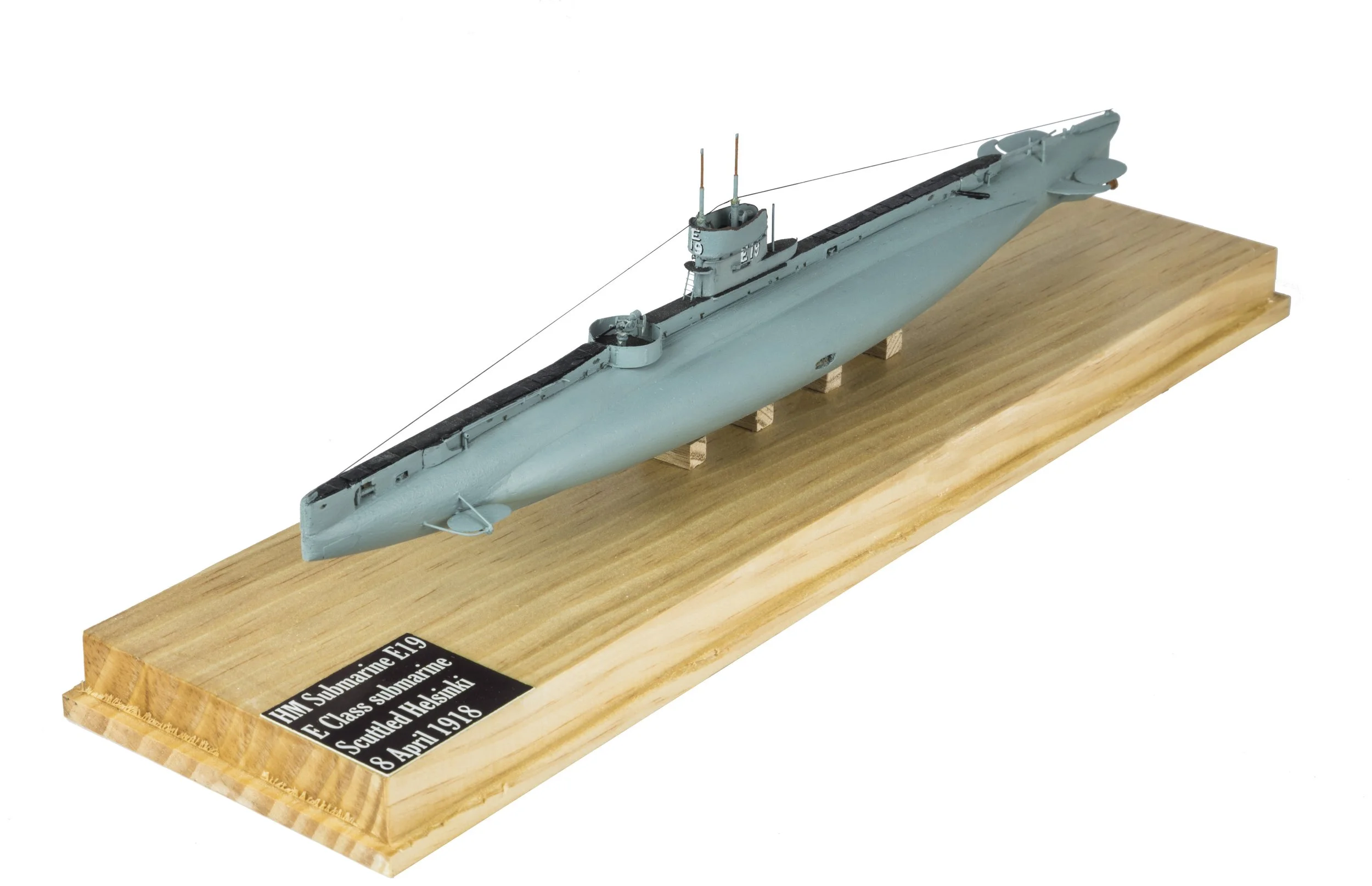HMS E19