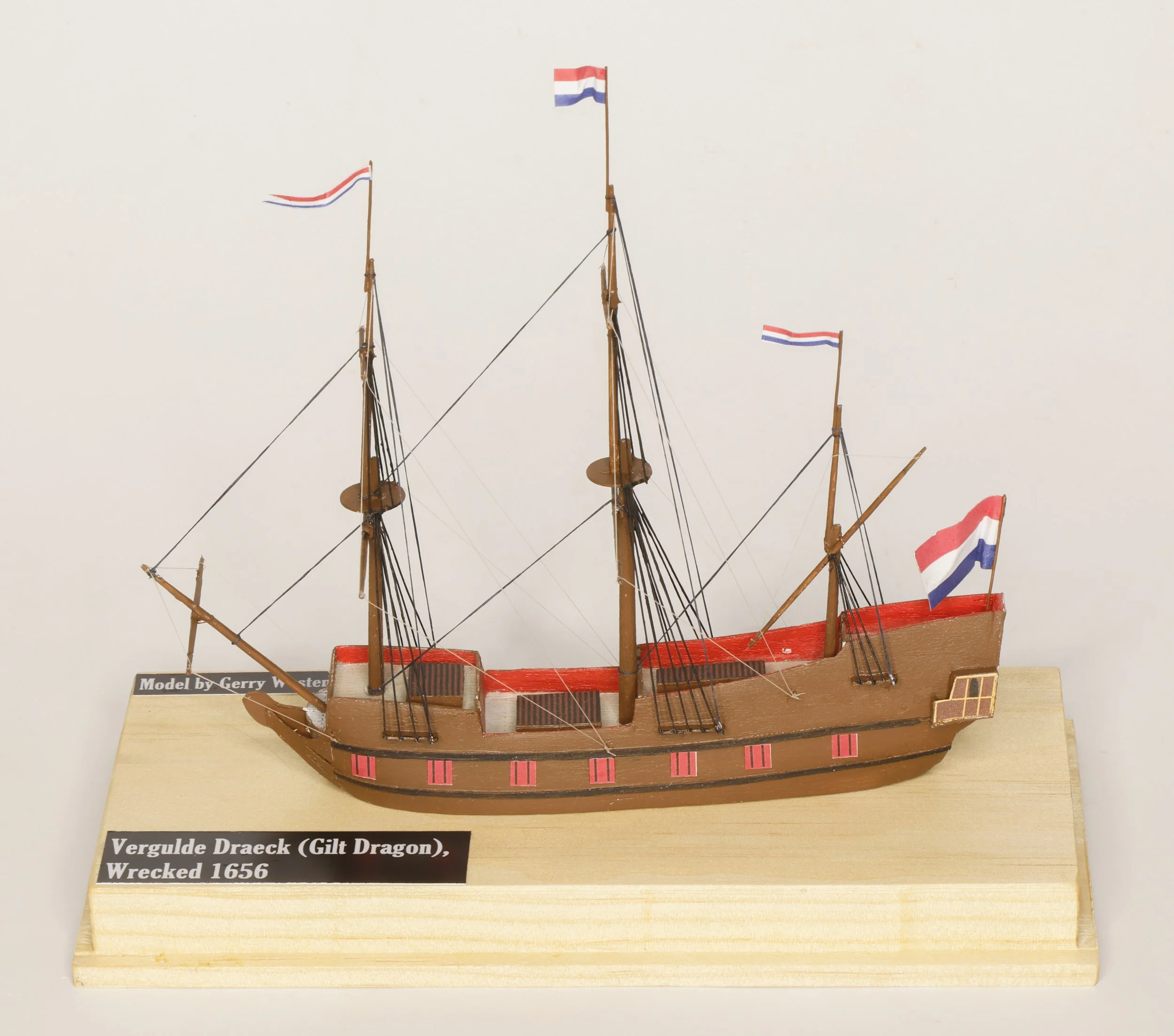 Vergulde Draeck (Gilt Dragon) was wrecked in 1656