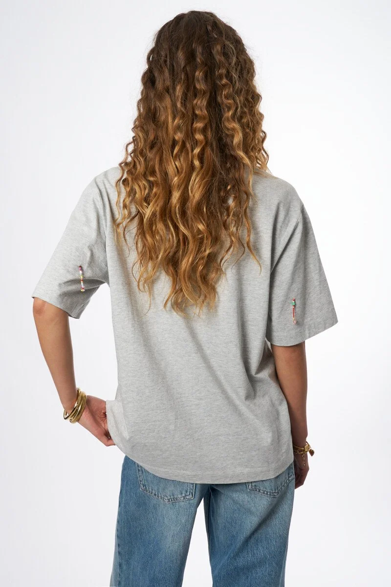 product_images-light_grey_t-shirt_with_colourful_beaded_fringes_back_1.jpeg