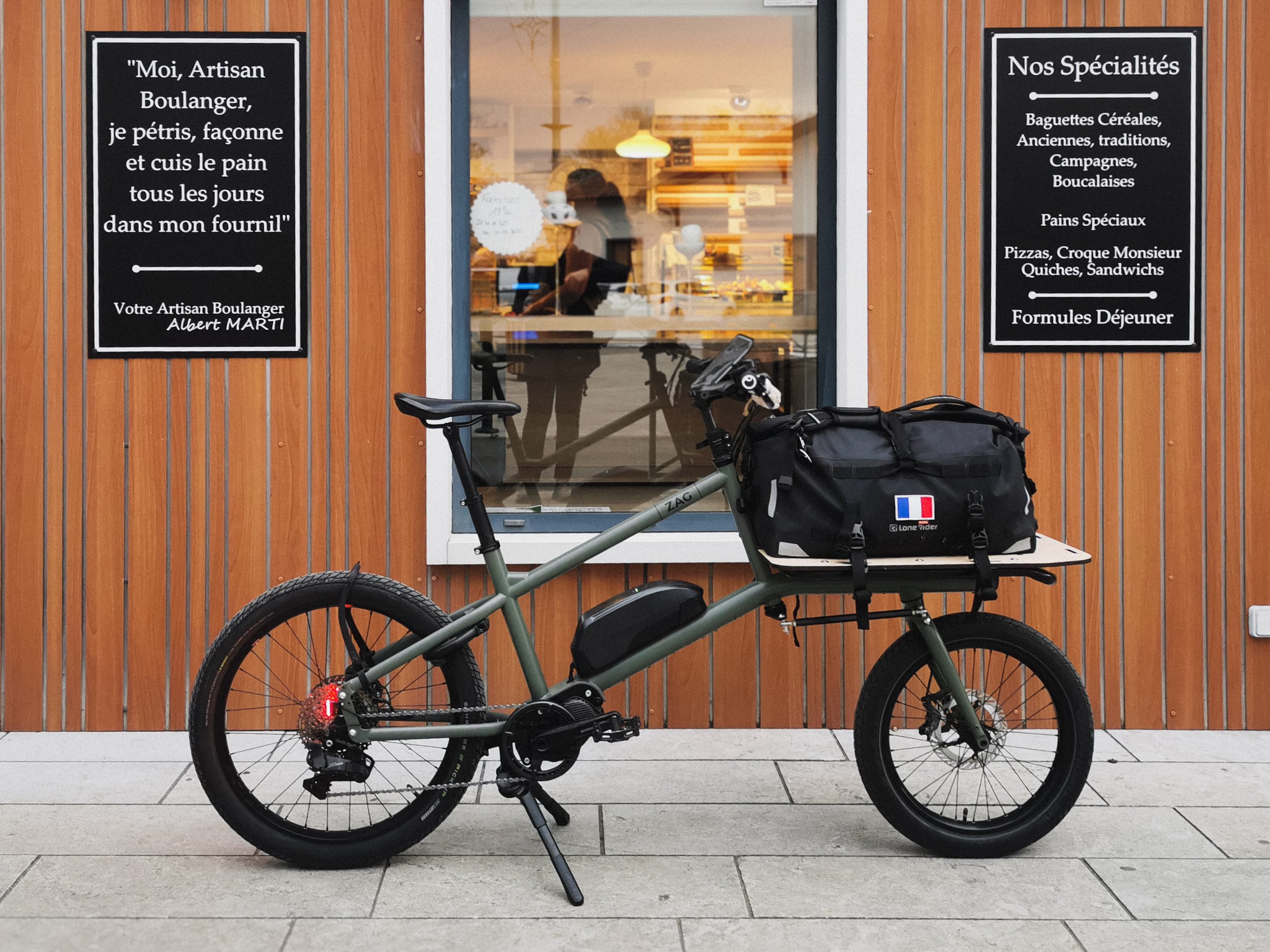 Vélo cargo compact ZAG Bikes, soudé et assemblé en France