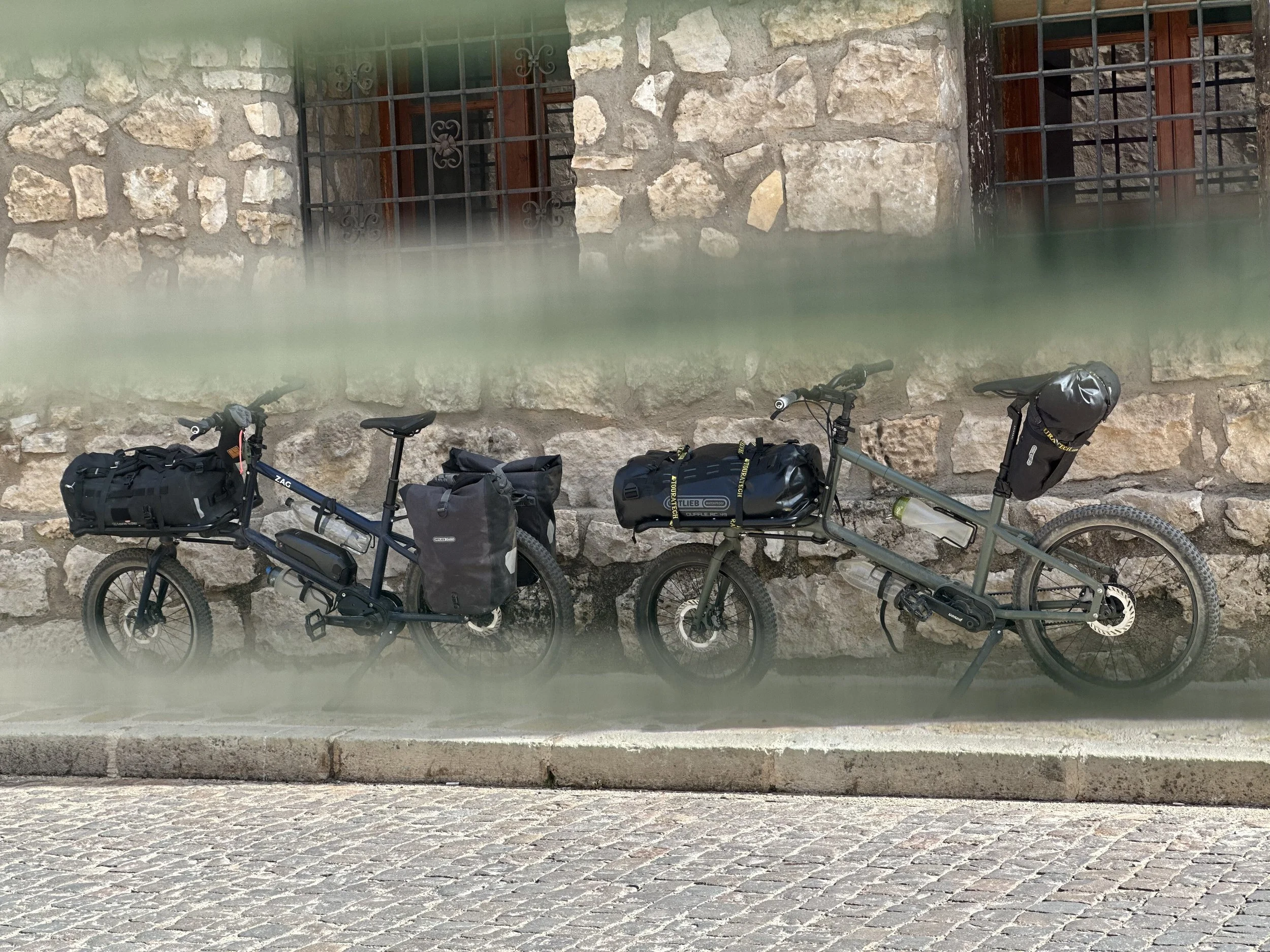 Vélo cargo de la marque ZAG Bikes, soudé et assemblé en France