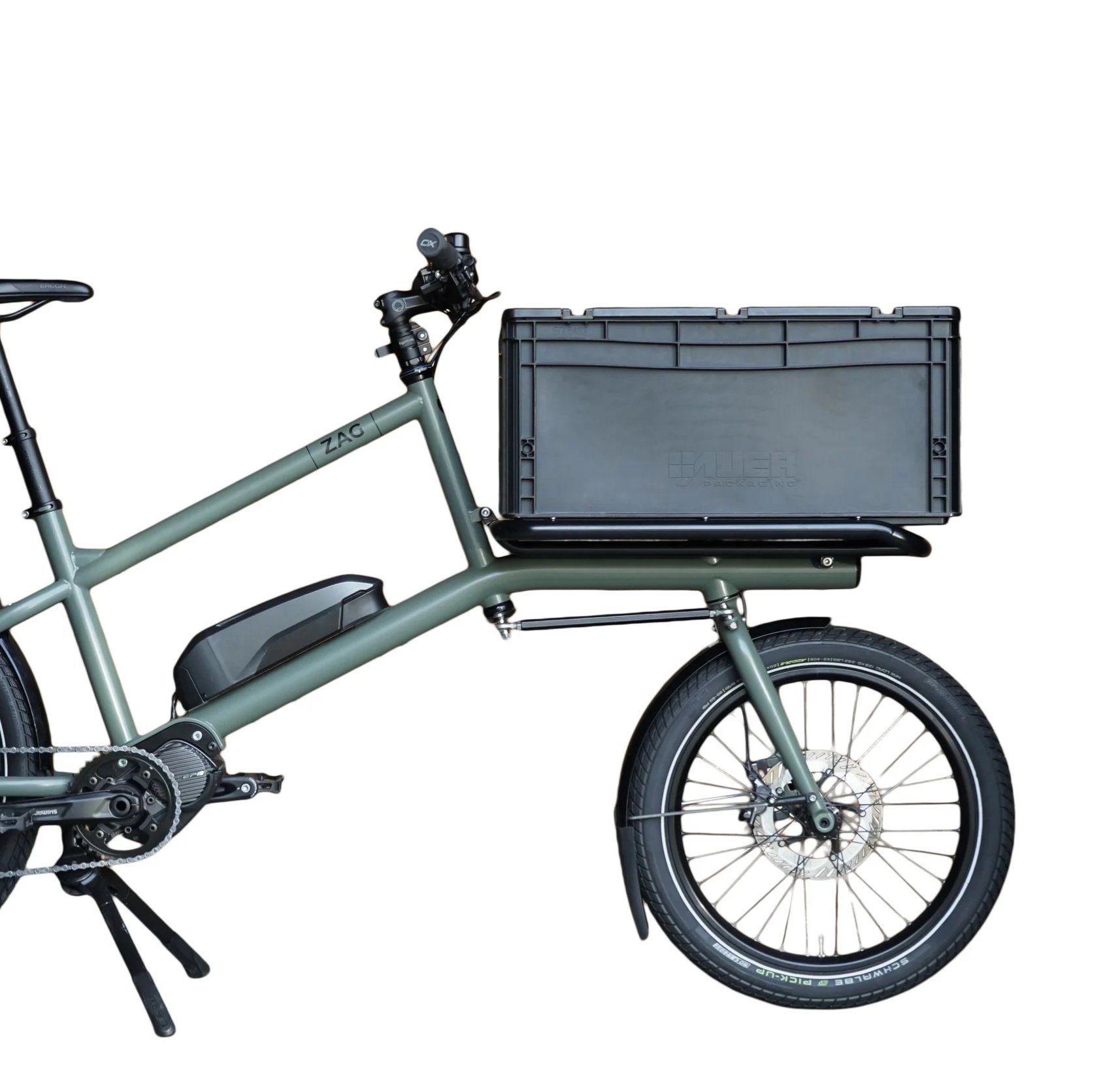 Vélo électrique avec un grand caisson de stockage à l'avant