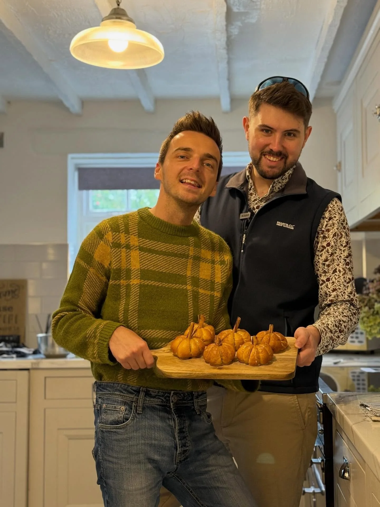 AD | It&rsquo;s pumpkin season 🎃

So&hellip; okay here&rsquo;s the thing. When @honeywellbakes asked me if I&rsquo;d be a Brand Ambassador this Autumn I was thrilled.. but I did make clear from the start that I can&rsquo;t even cook never mind bake,