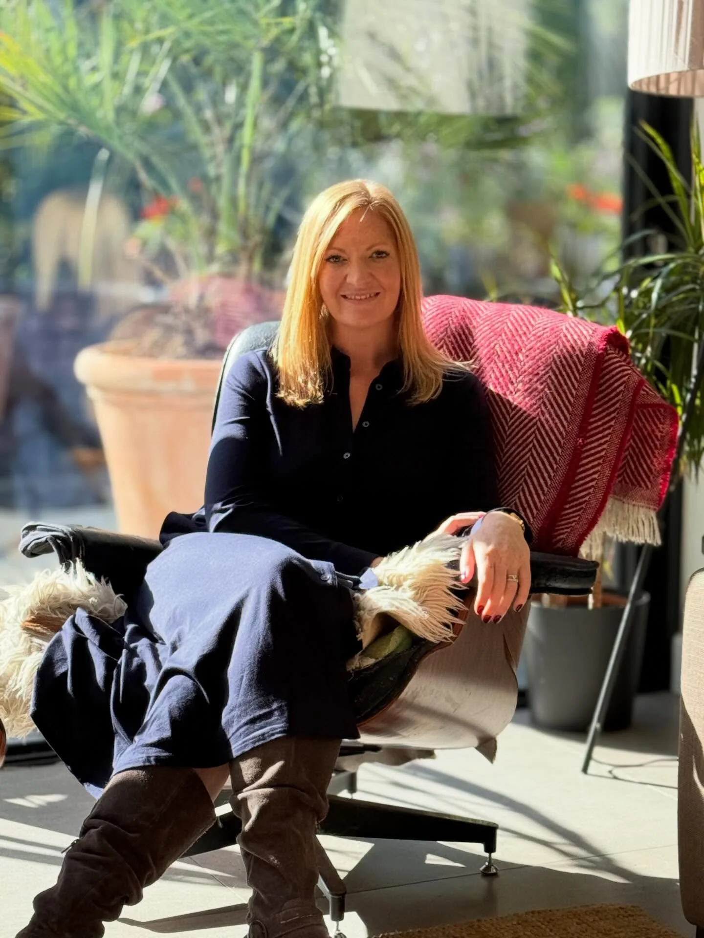 It&rsquo;s a feeling that never gets old 🥹🥰👇

It was an absolute pleasure to work with @rebeccapitcher_ recently on shoots for her core range, autumn (and Christmas!) and what I&rsquo;ve loved even more is how much Rebecca has loved the moment she