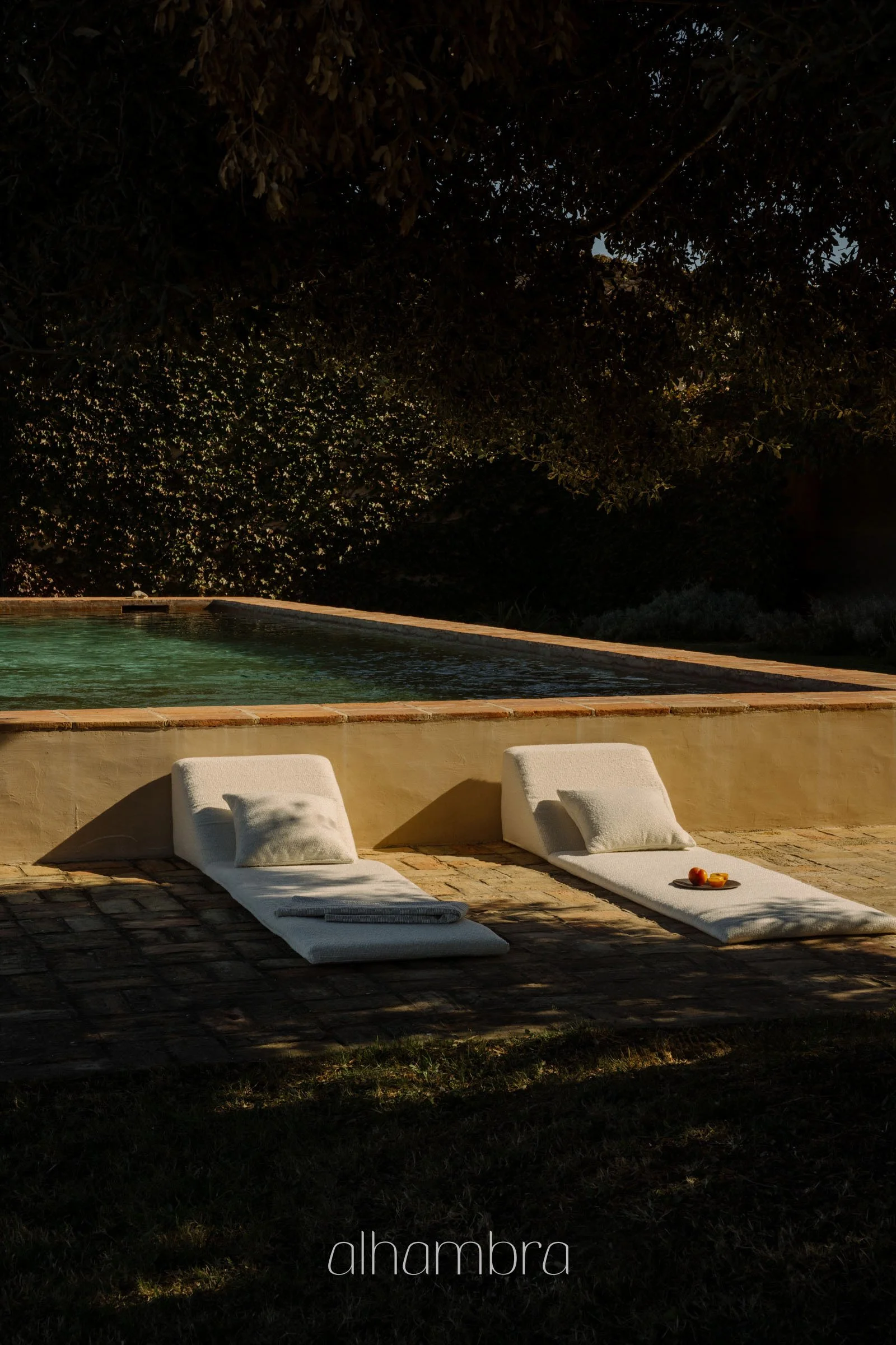 ALHAMBRA-NOMADA-00.jpg