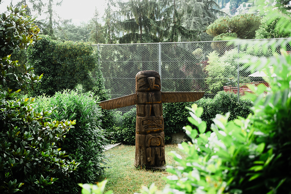EASTWOOD-MONTREUX12.png