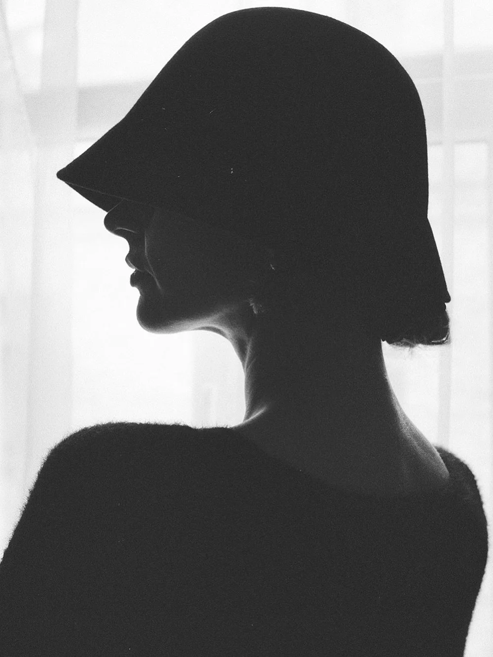 Light is the perfect backdrop.

Stopped my sister on her way out and snapped these. I&rsquo;d be lying if I said it was quick. I like to take my time, especially when shooting on film. Being slow and attentive, without any rush. Kaifs.

Miss you! 🥹?