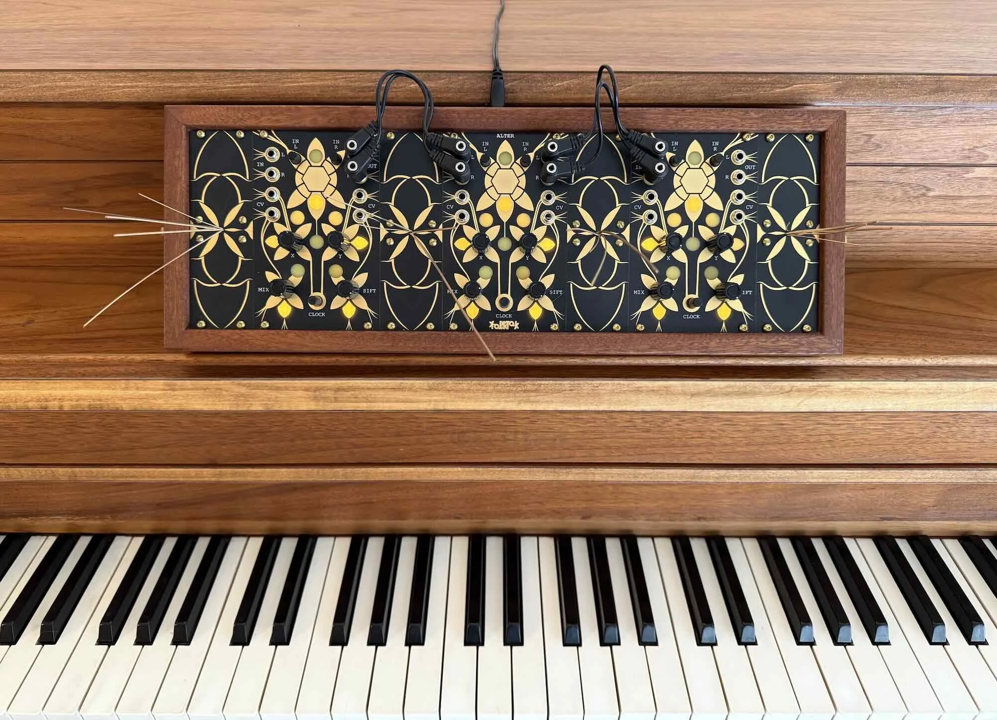 Acoustic Piano and The Folktek Resonate Garden