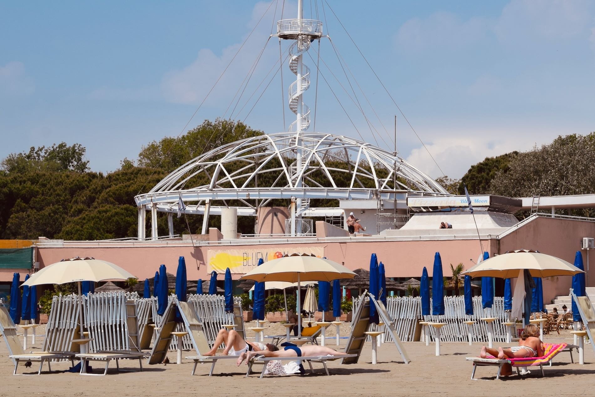 LIDO04