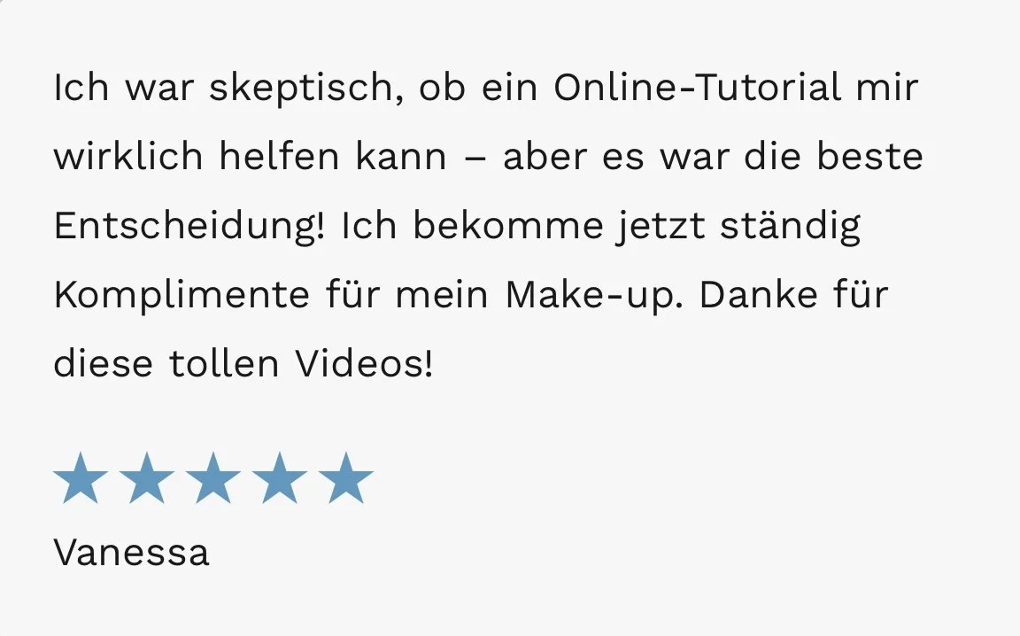 Ein Text mit einer 5-Sterne Bewrtung und dem Namen Vanessa darunter, in deutscher Sprache.