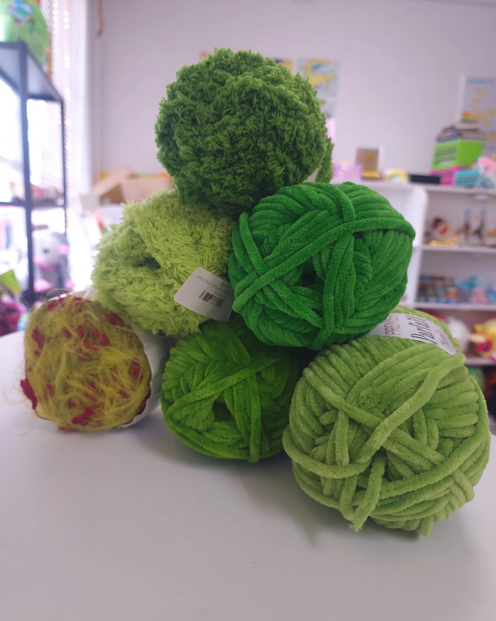 We may be a few months away from nature hikes, but you can still bring the outdoors inside! We have a ton of mossy yarns, come pick some up and create your own forest 🌳🌲