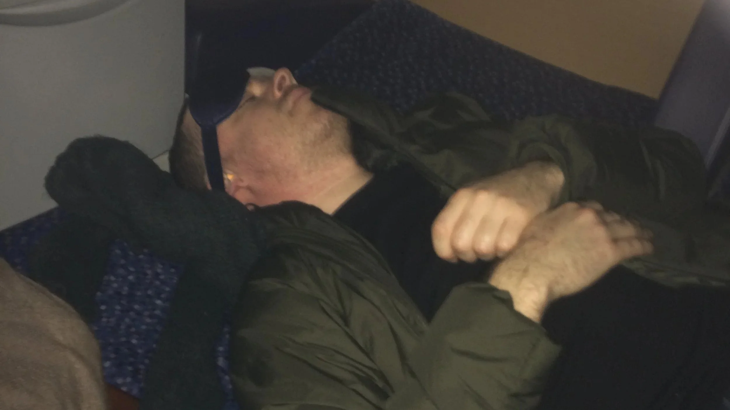 Tim vanheers slaapt in trein