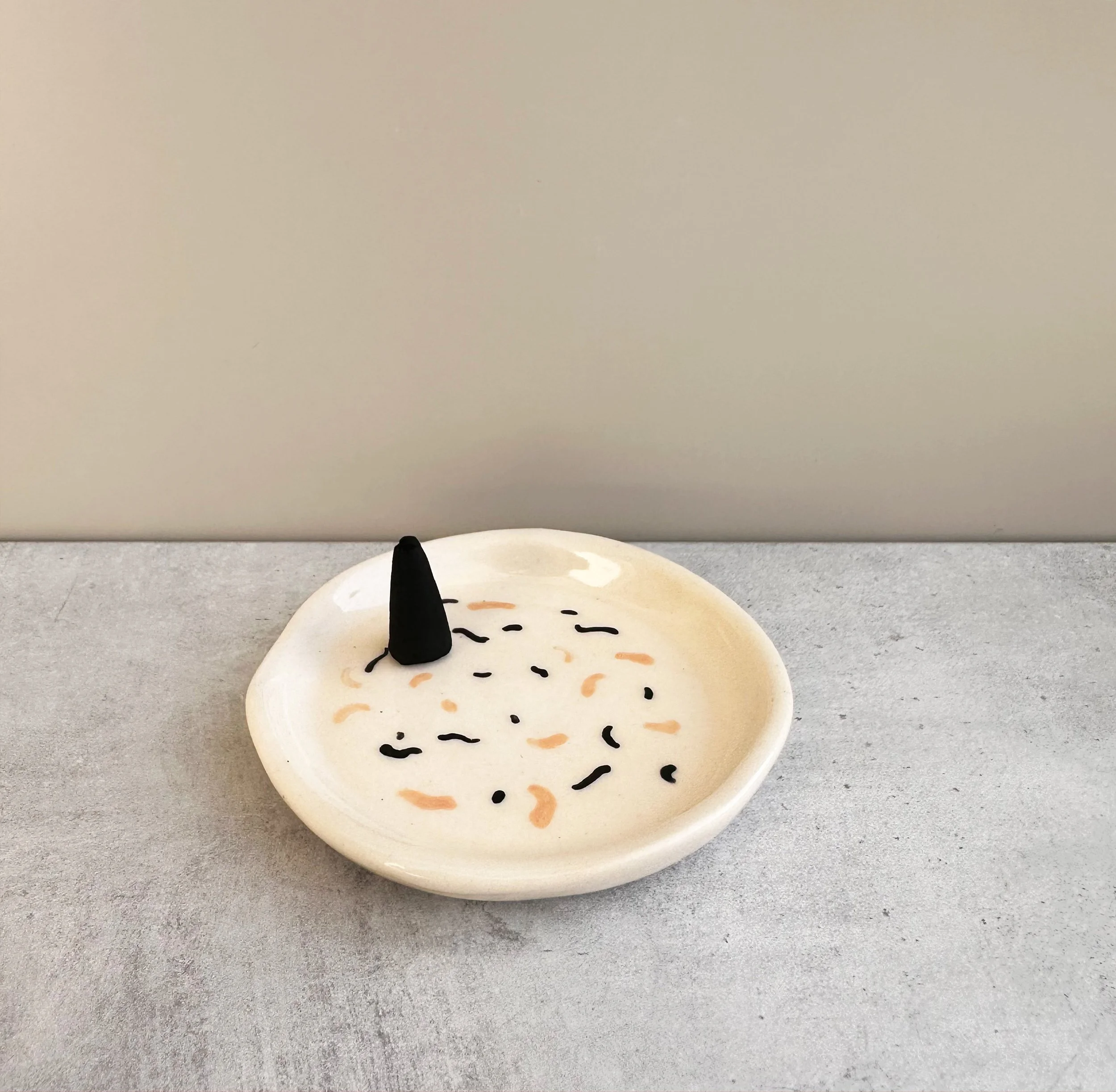 Small Dish Confetti Pink and Black.jpg