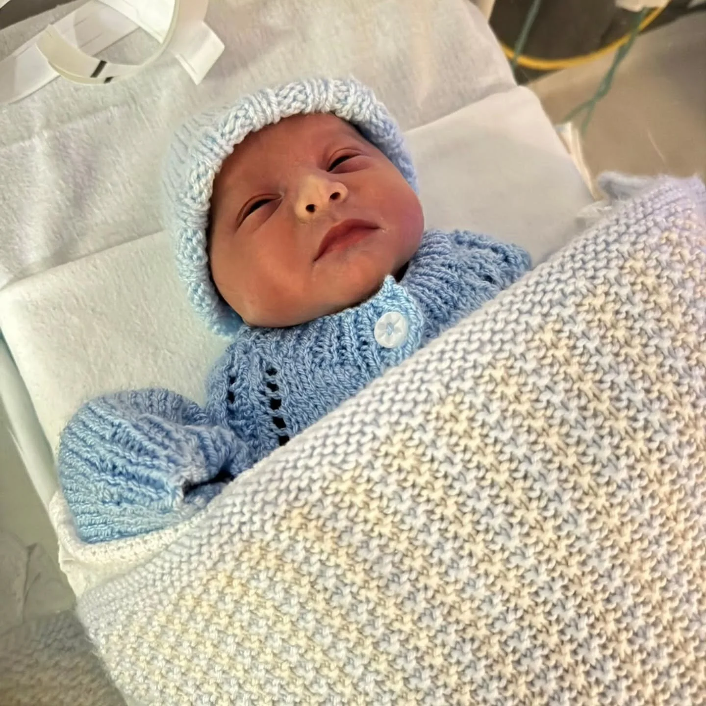 Introducing our beautiful little man, Alec Harry William Simpson, to the world! Born 11.01.2026, 5 weeks ahead of his due date! He just couldn't wait to meet everyone ☺️&hearts;️

Roll on the sleepless nights with you!